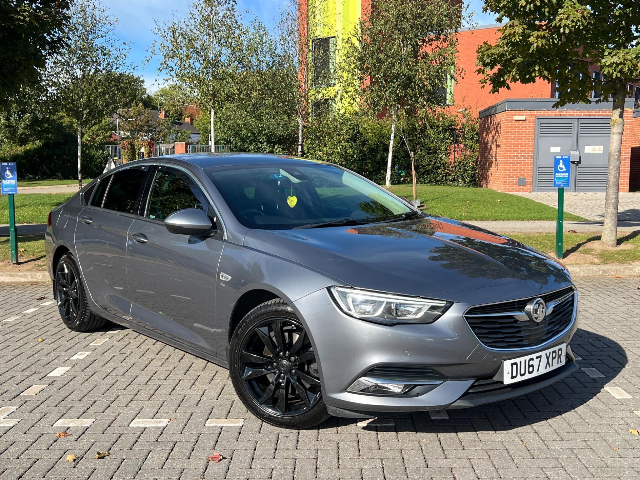 Vauxhall Insignia - Image 8