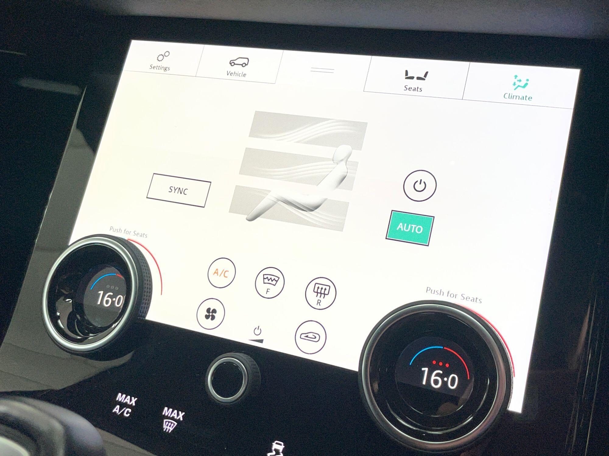 Land Rover Range Rover Evoque - Image 50