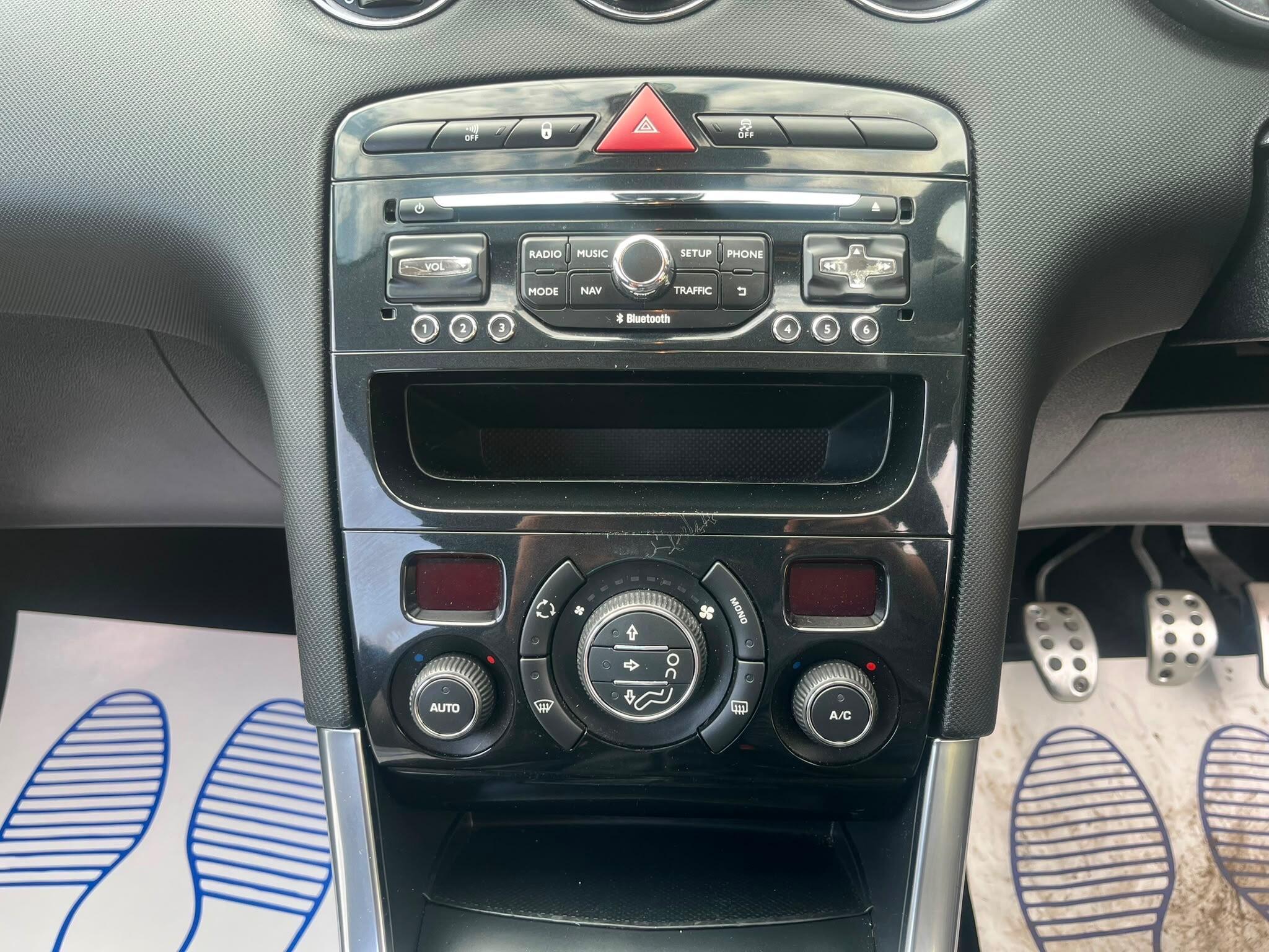 Peugeot 308 CC - Image 19