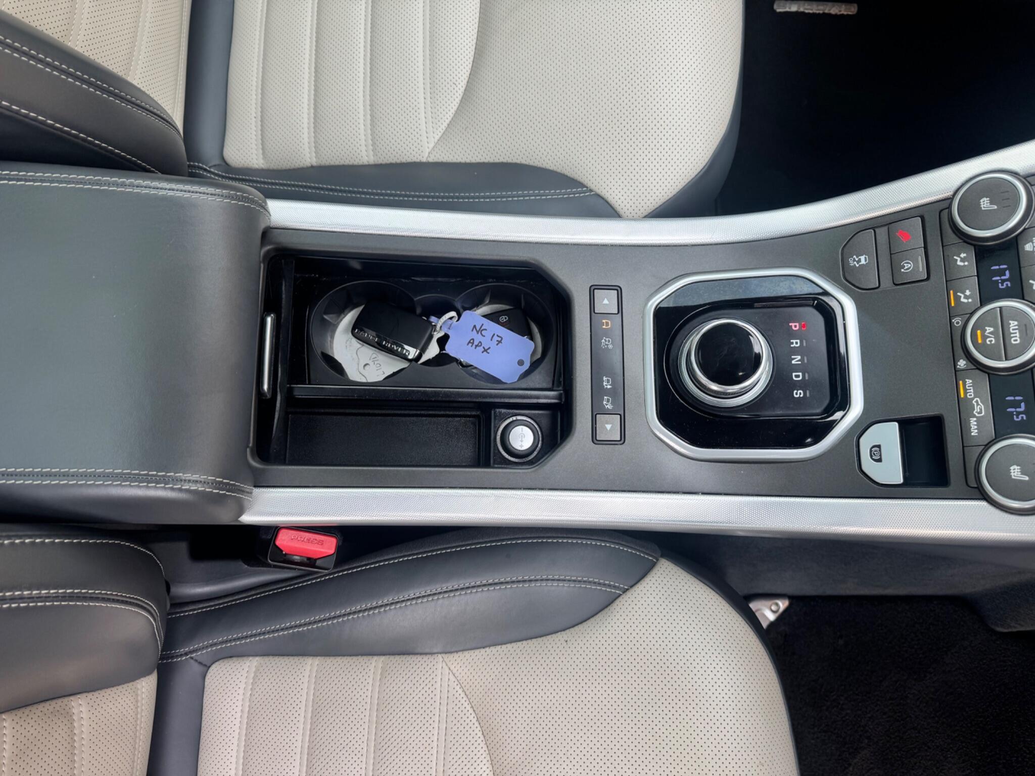 Land Rover Range Rover Evoque - Image 25