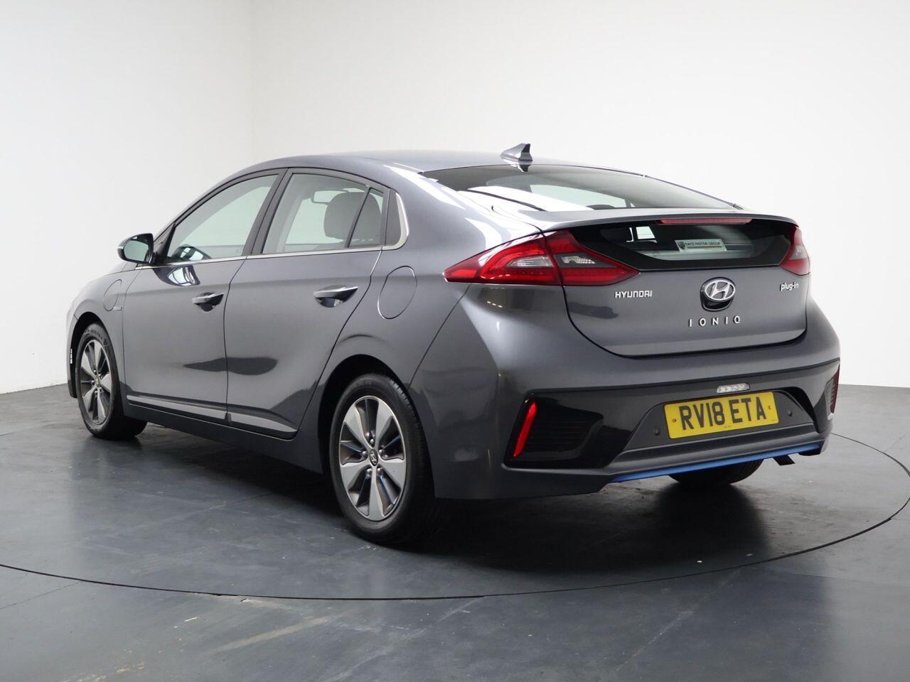 Hyundai Ioniq - Image 9