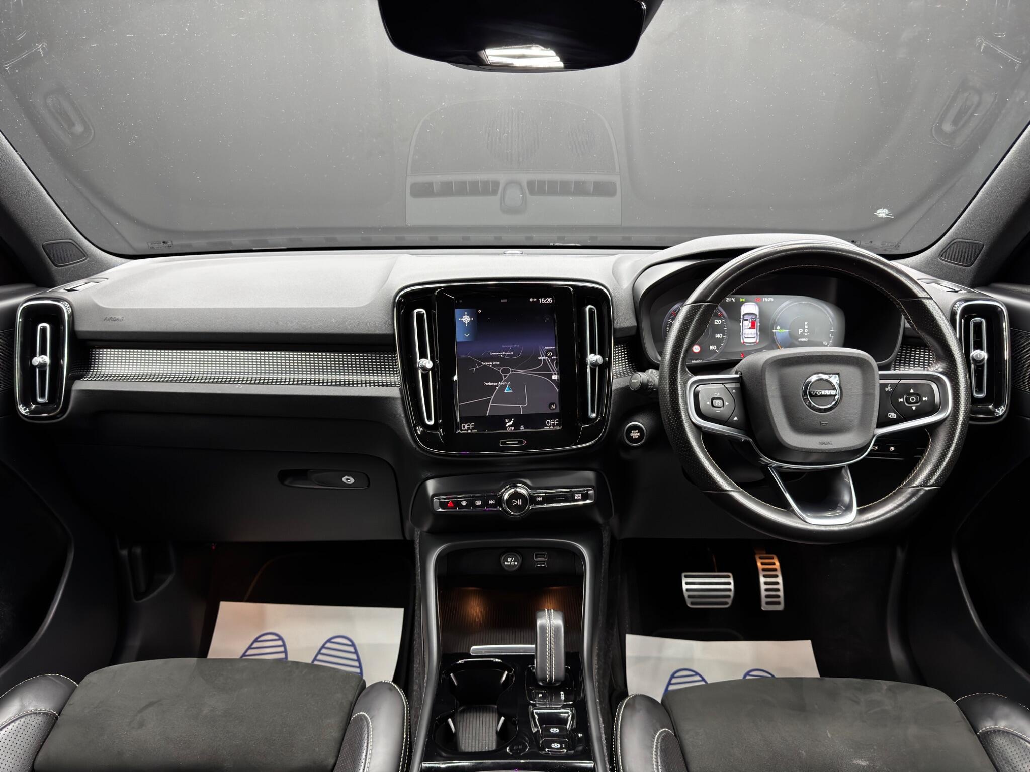 Volvo XC40 - Image 10