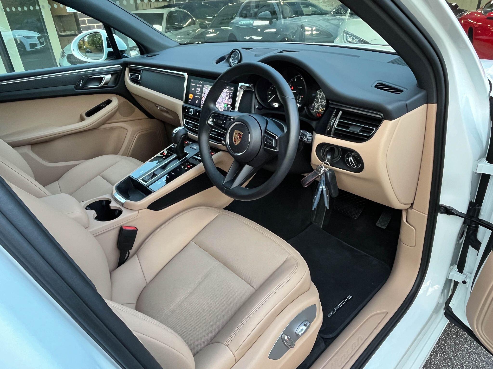 Porsche Macan - Image 20