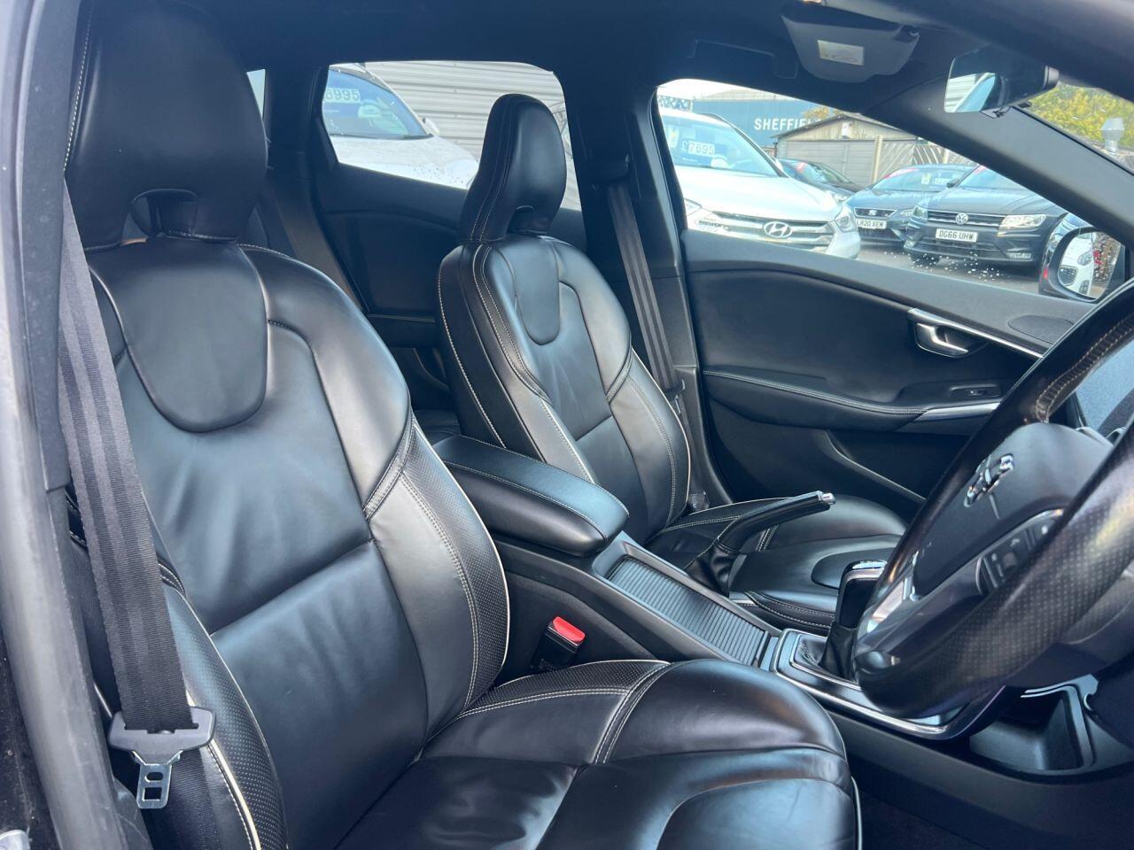 Volvo V40 - Image 15