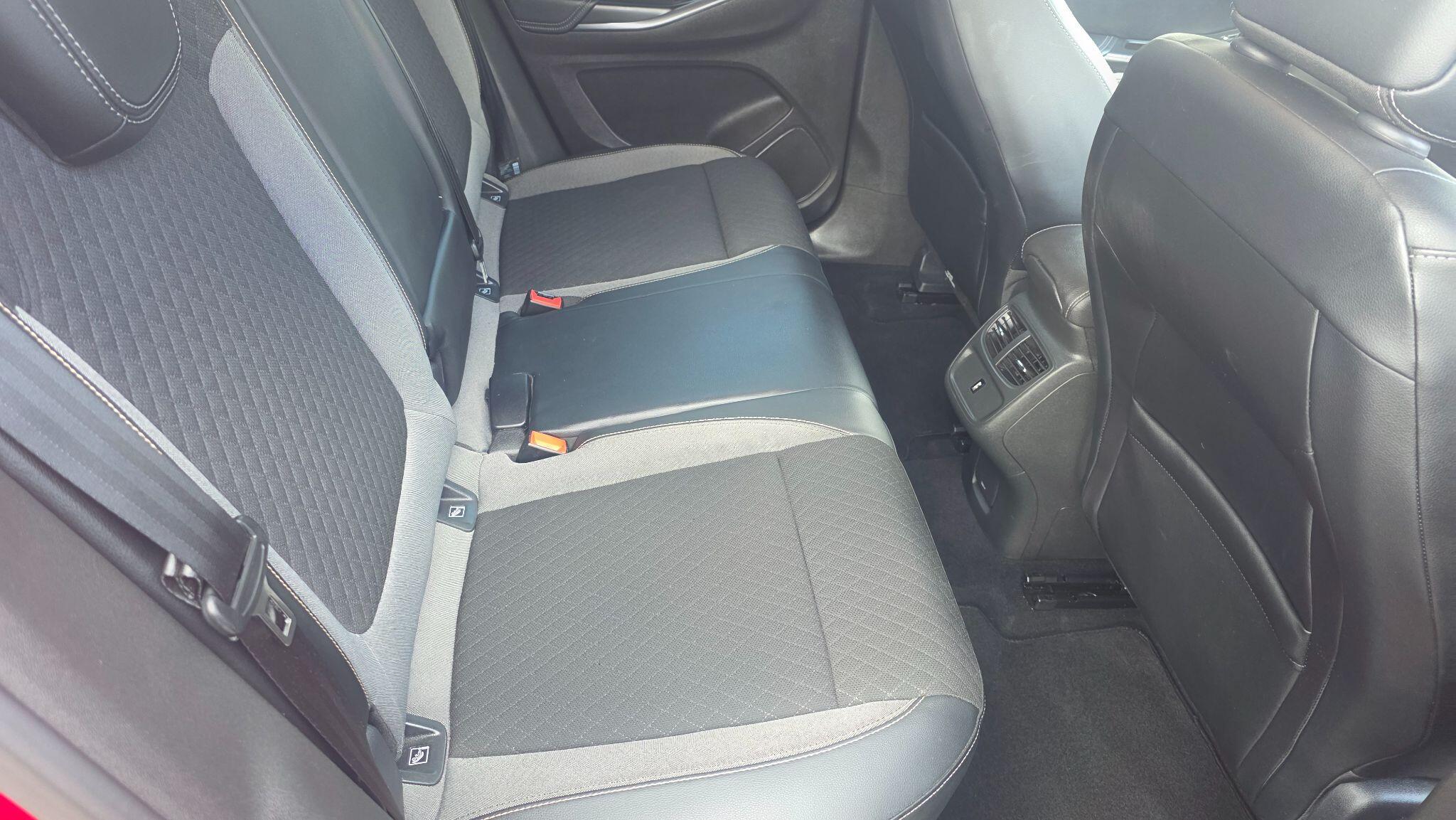 Vauxhall Grandland X - Image 30