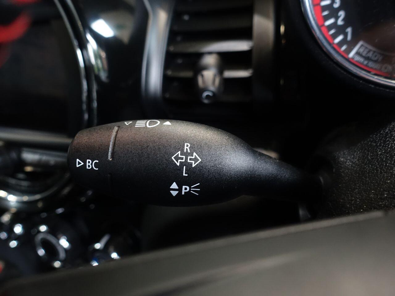 MINI Hatch - Image 20