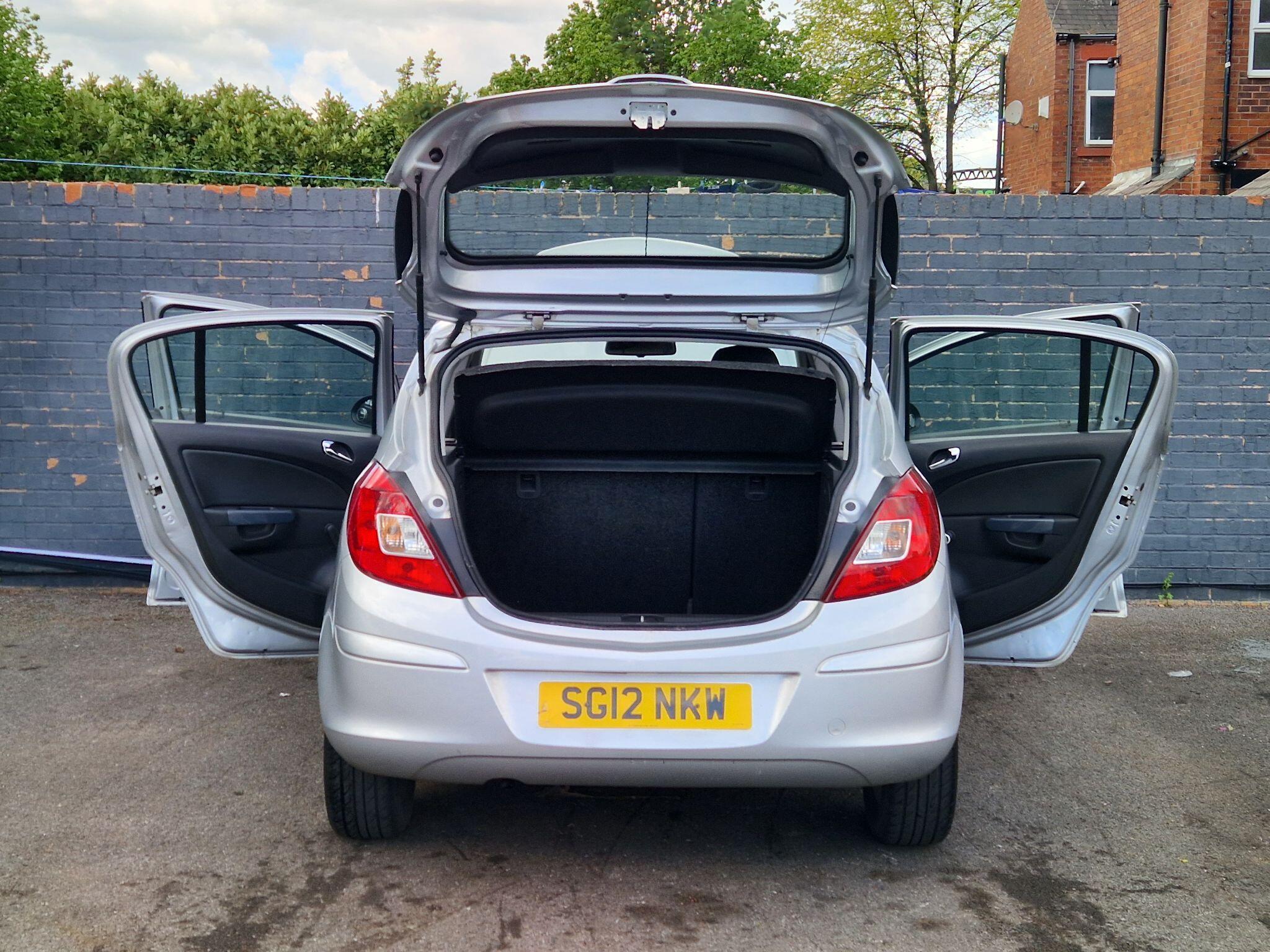 Vauxhall Corsa - Image 19