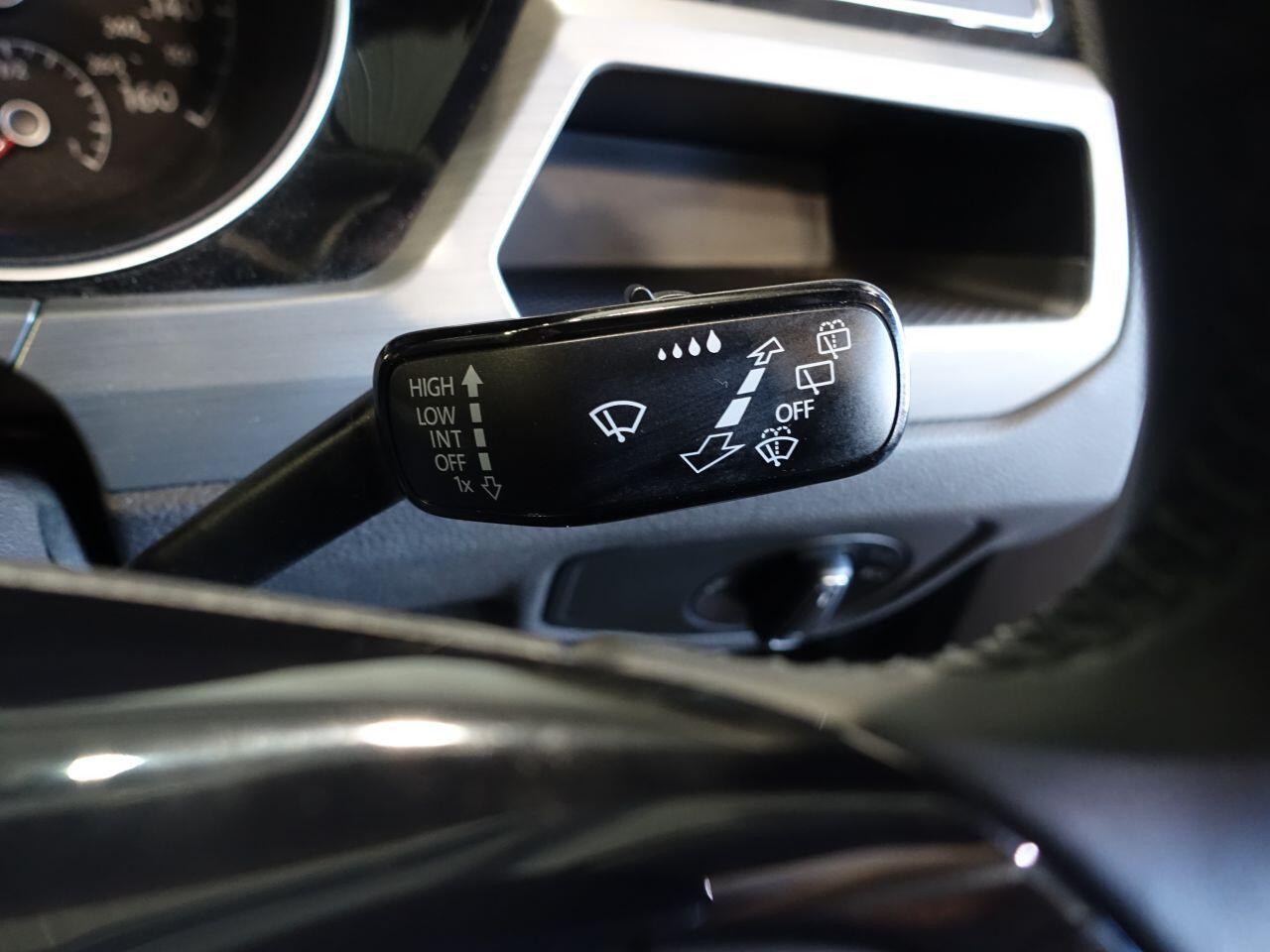Volkswagen Touran - Image 24