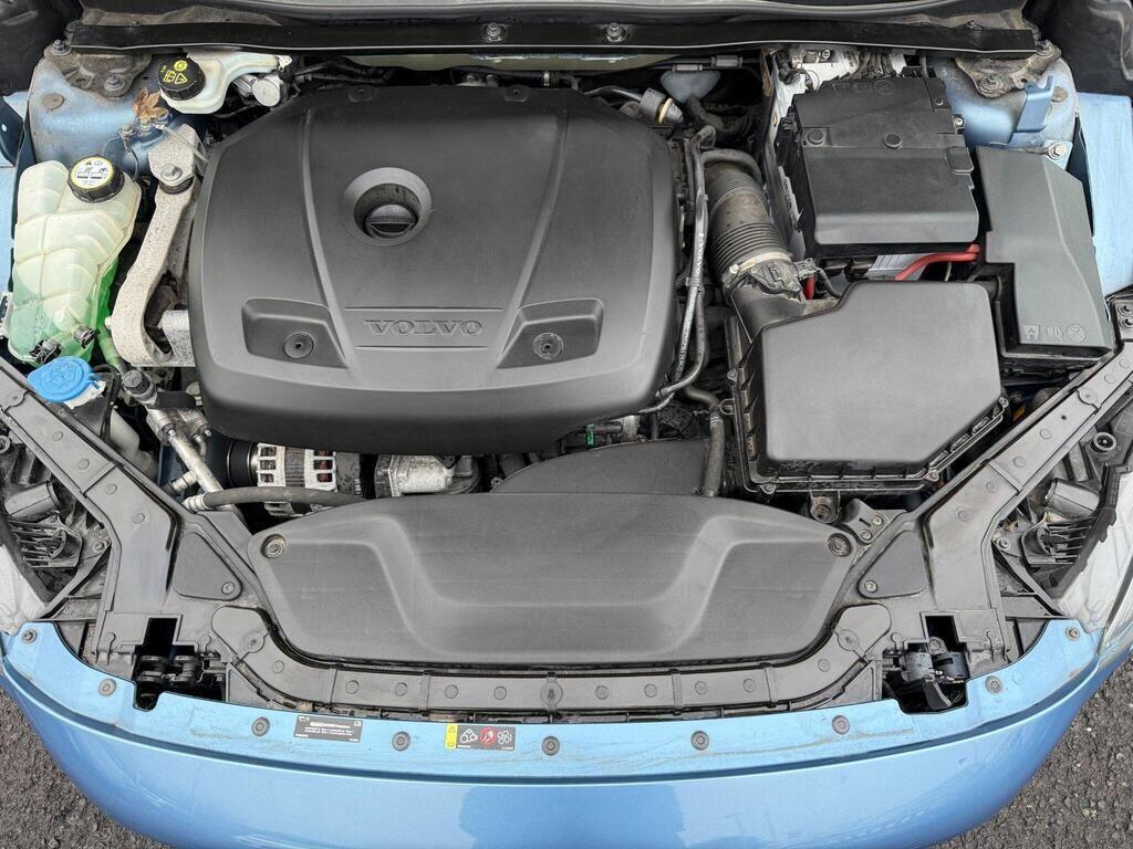 Volvo V40 - Image 72