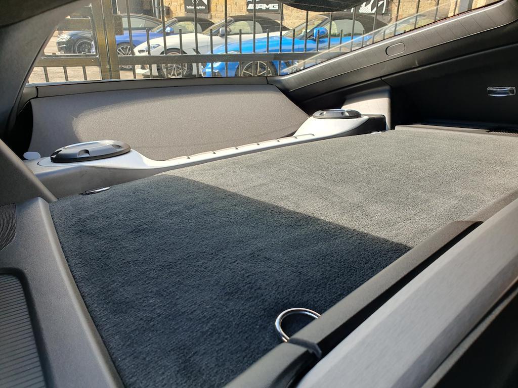 Porsche 718 Cayman - Image 57