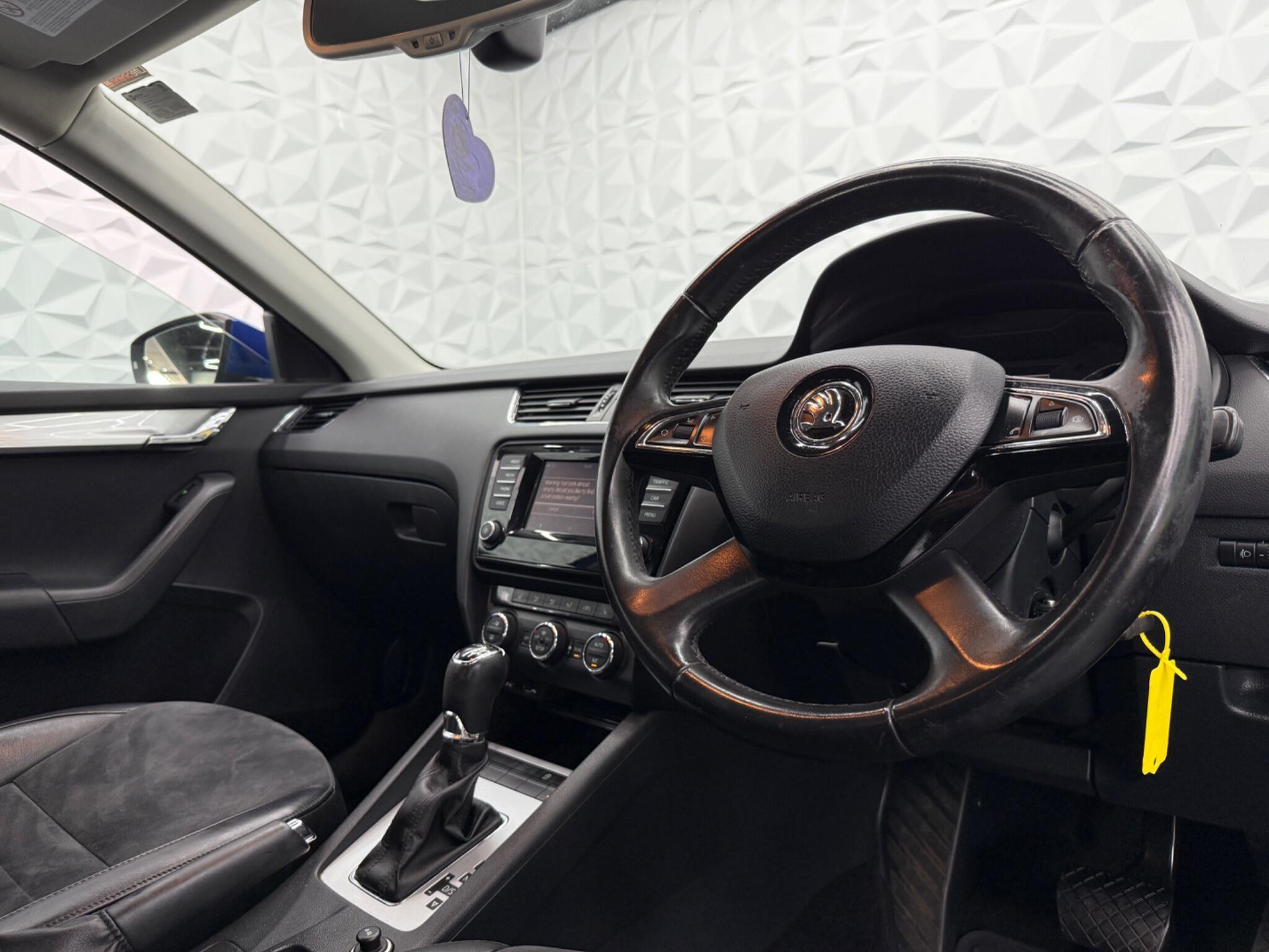 Skoda Octavia - Image 18