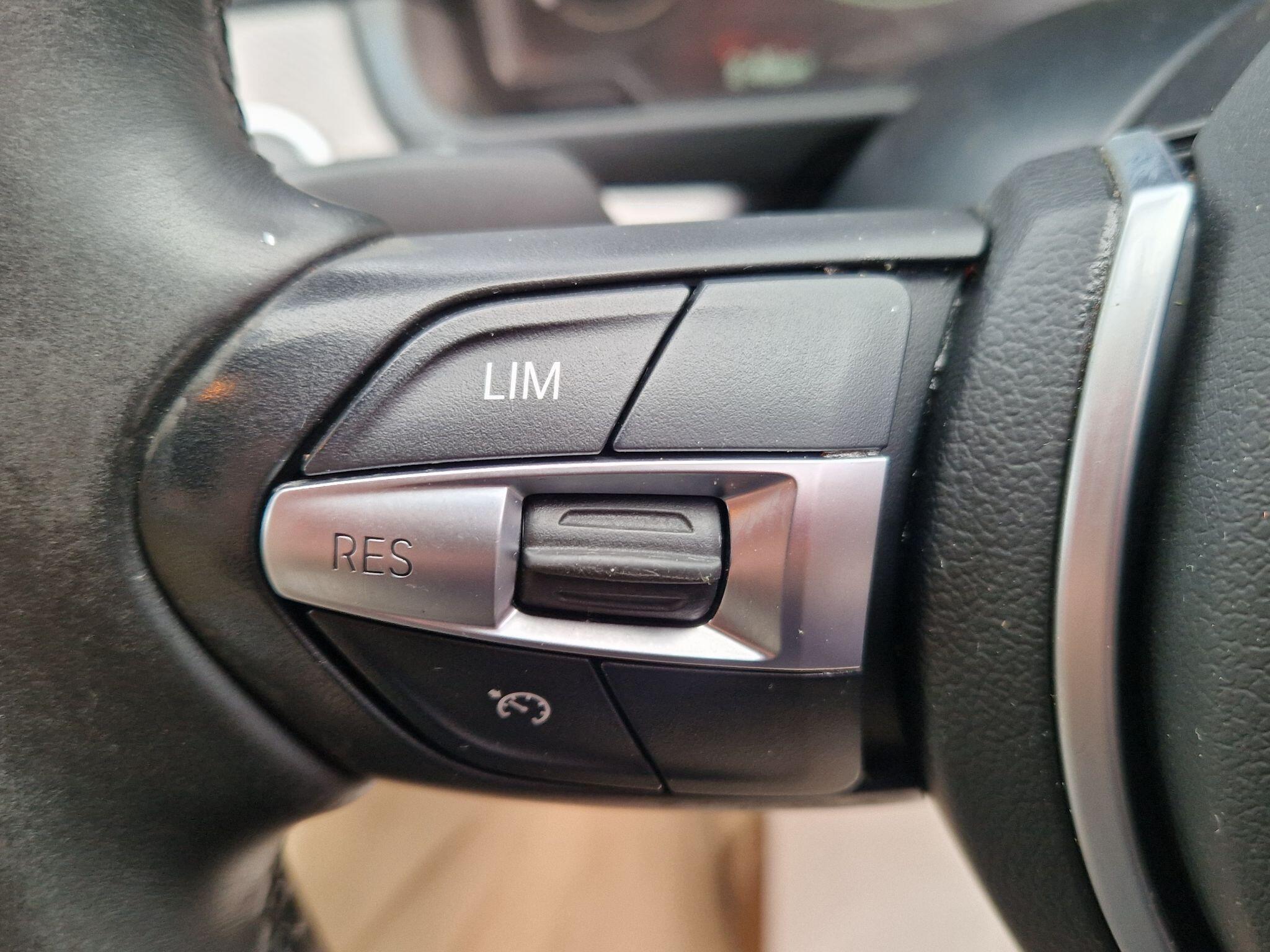 BMW 5 Series - Image 27