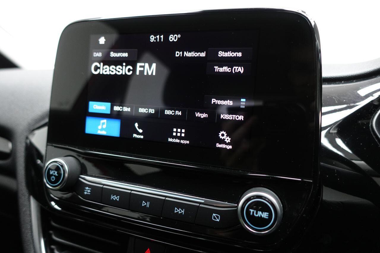 Ford Fiesta - Image 23