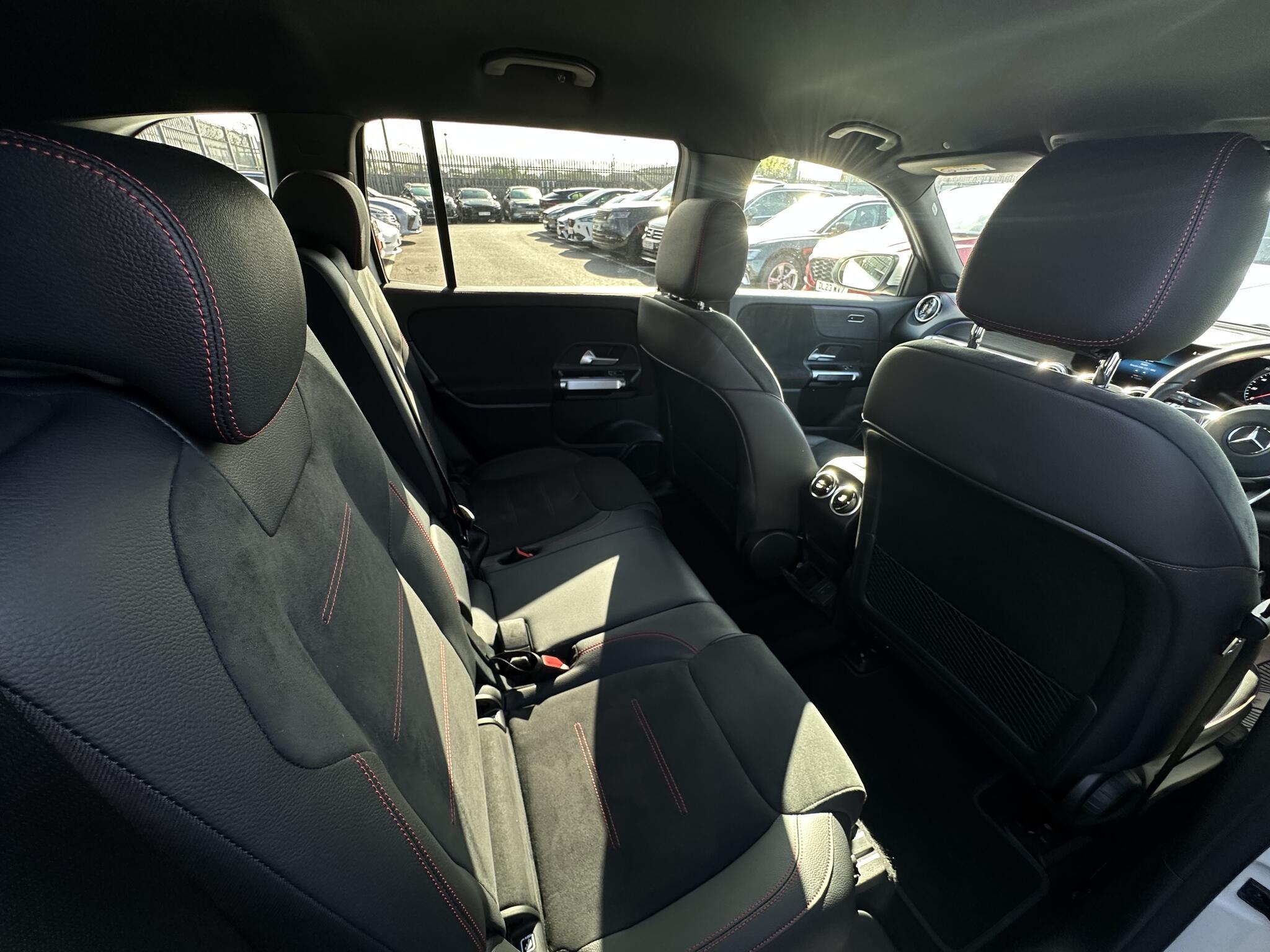 Mercedes Eqb - Image 19
