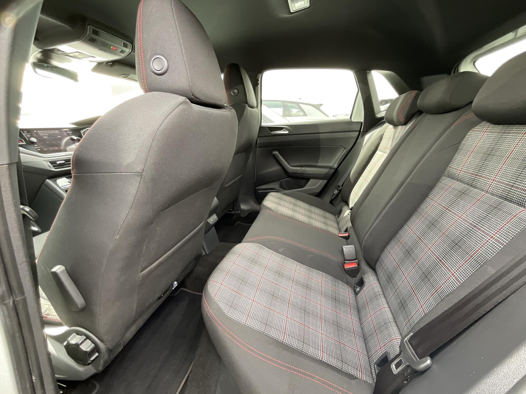 Volkswagen Polo - Image 15