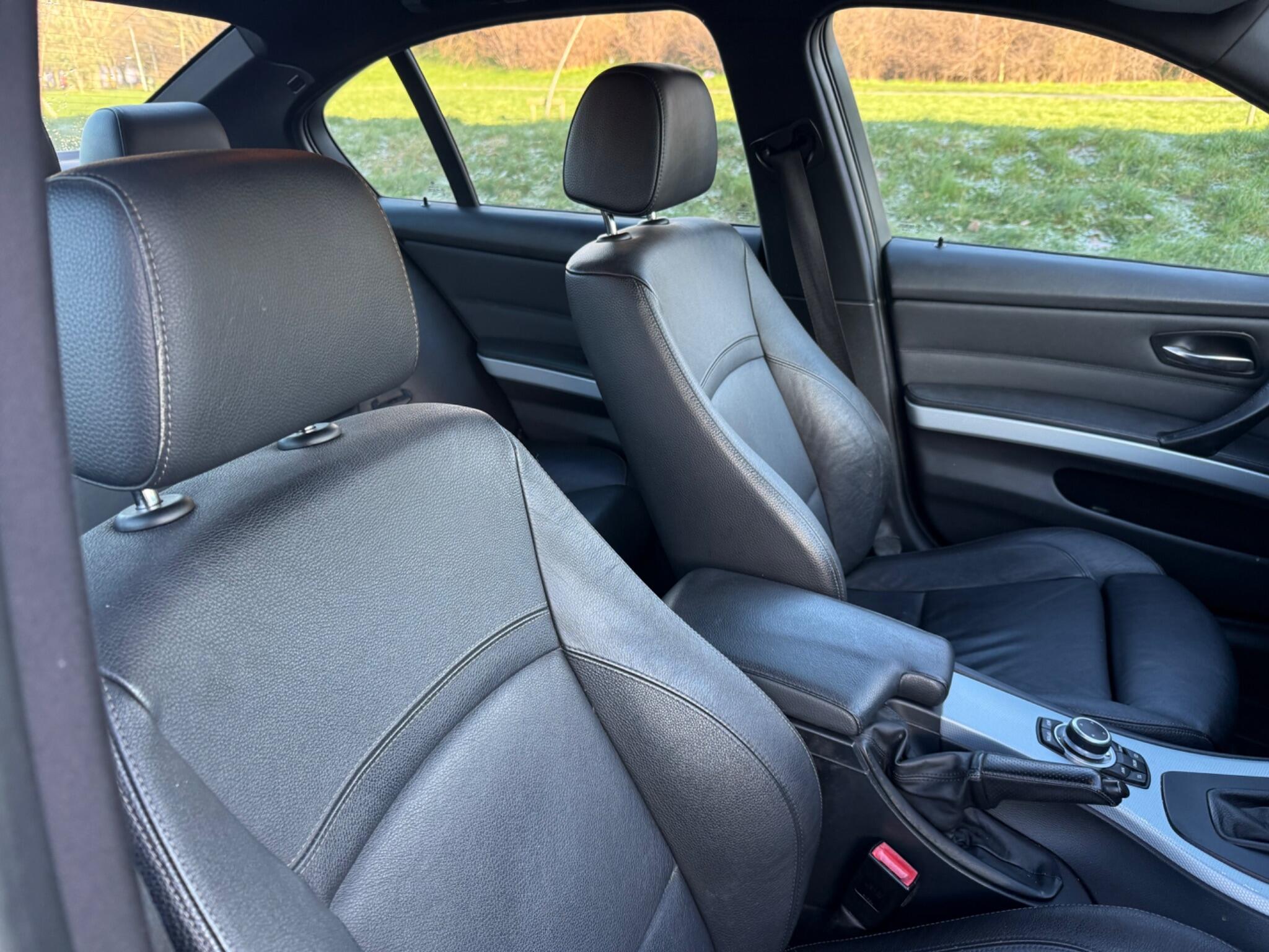 BMW 3 Series - Image 24