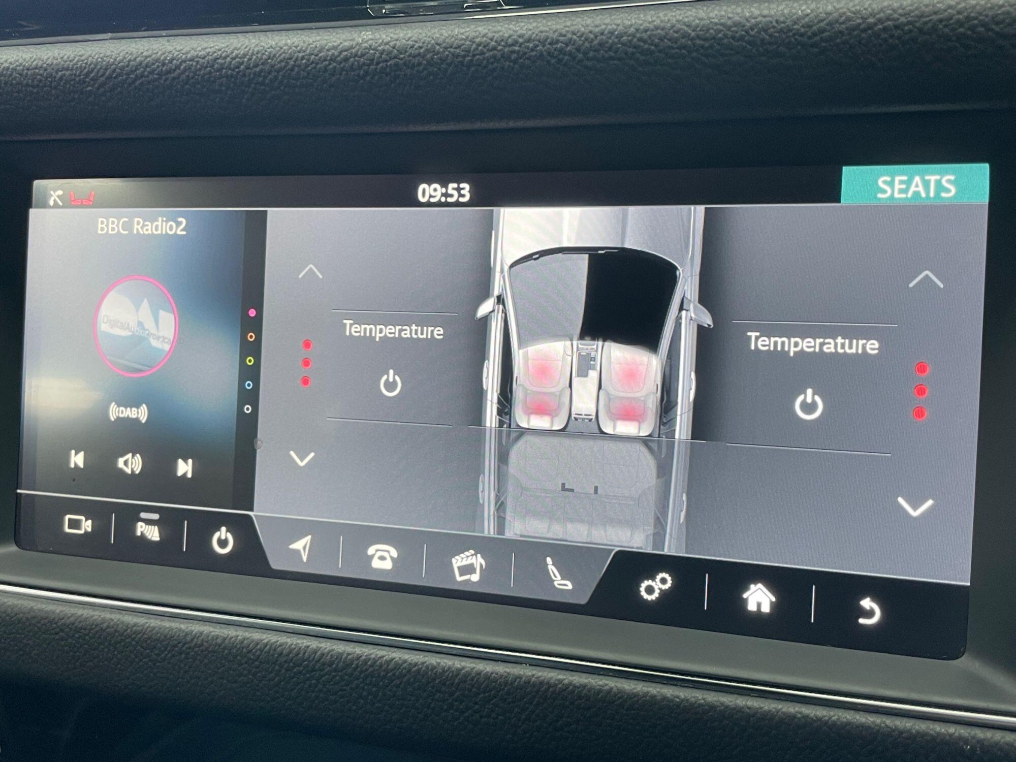 Jaguar XF - Image 43