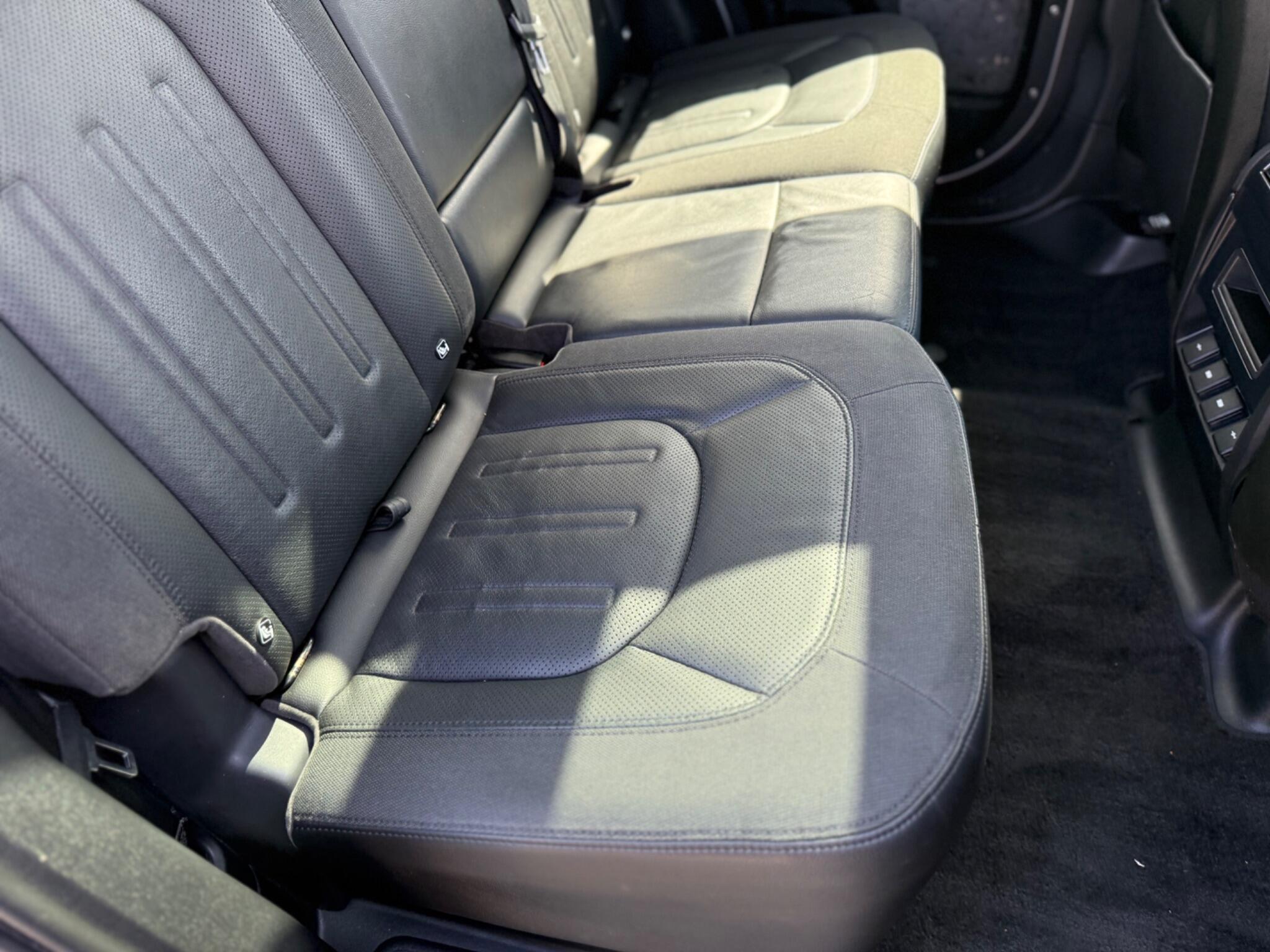 Land Rover Defender 110 - Image 20