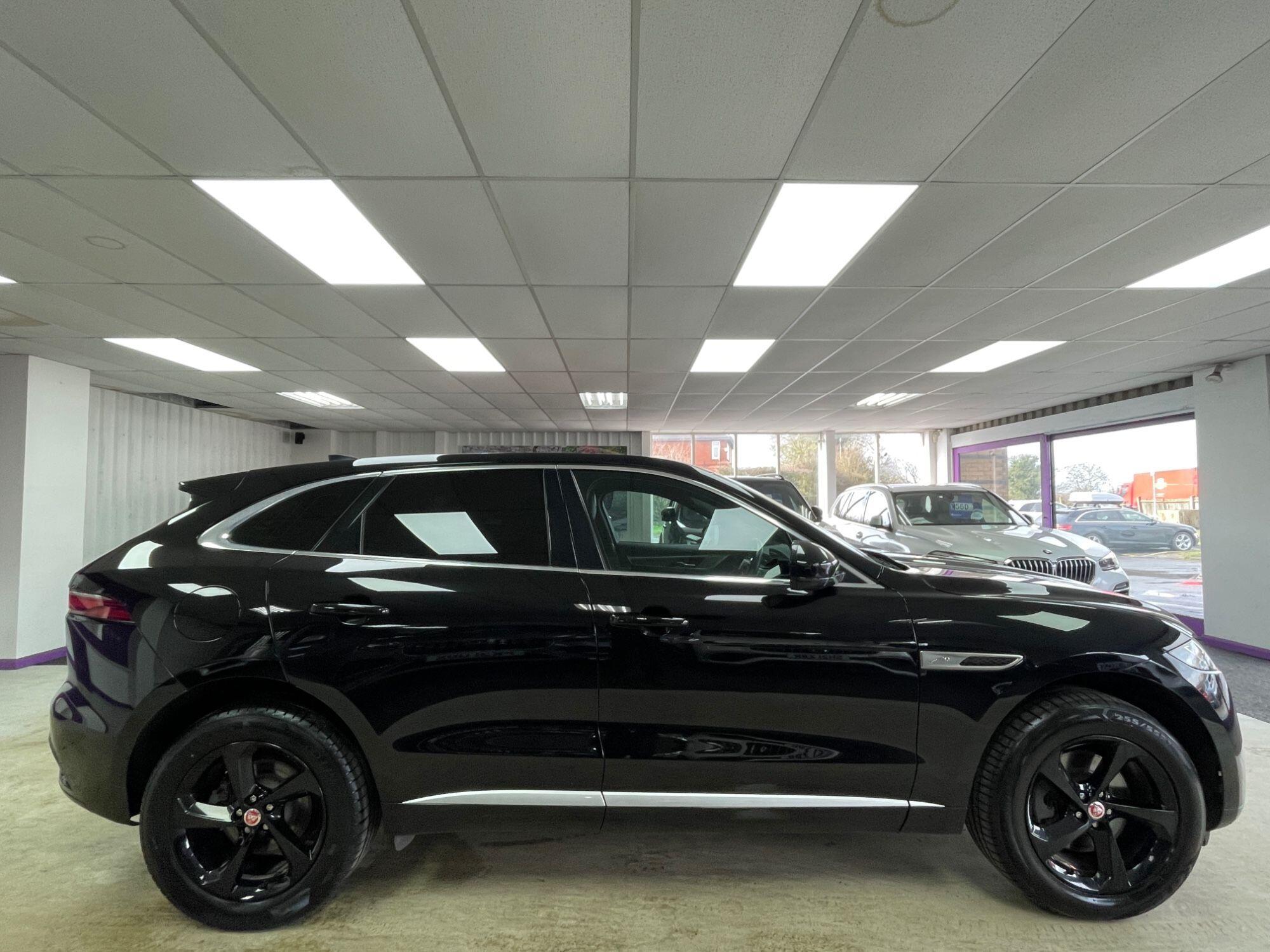 Jaguar F-Pace - Image 13