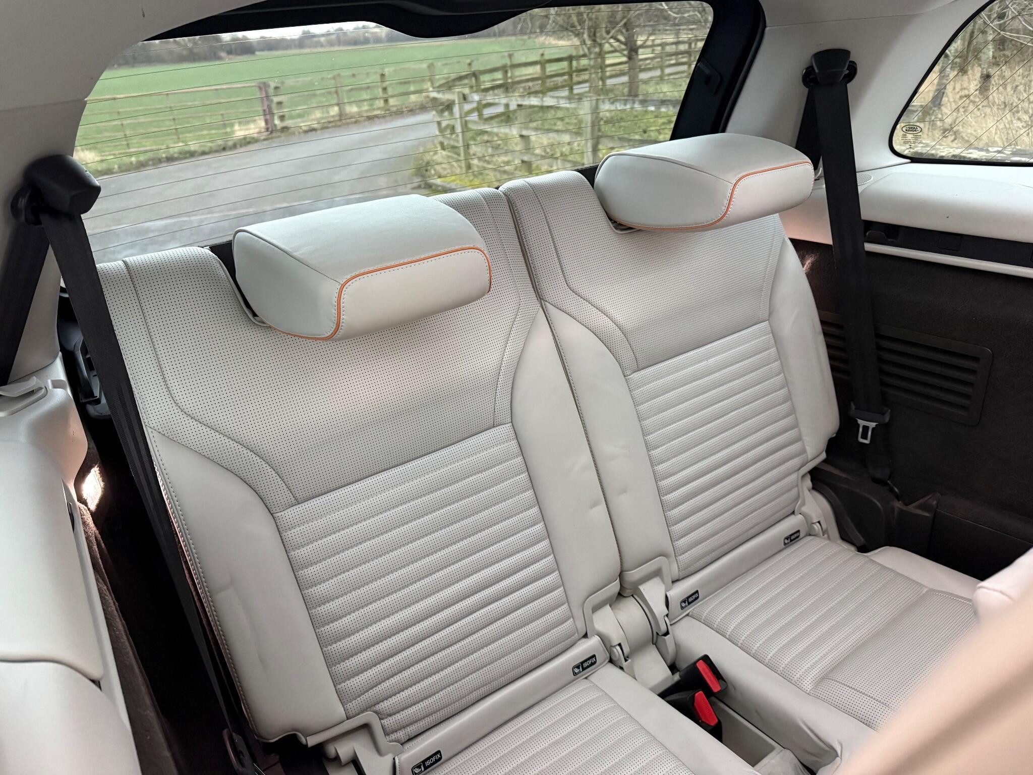 Land Rover Discovery - Image 29