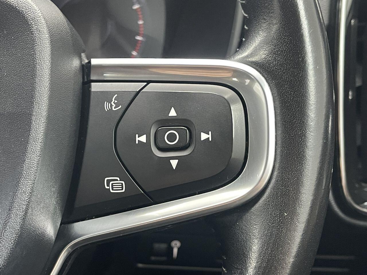 Volvo XC40 - Image 36