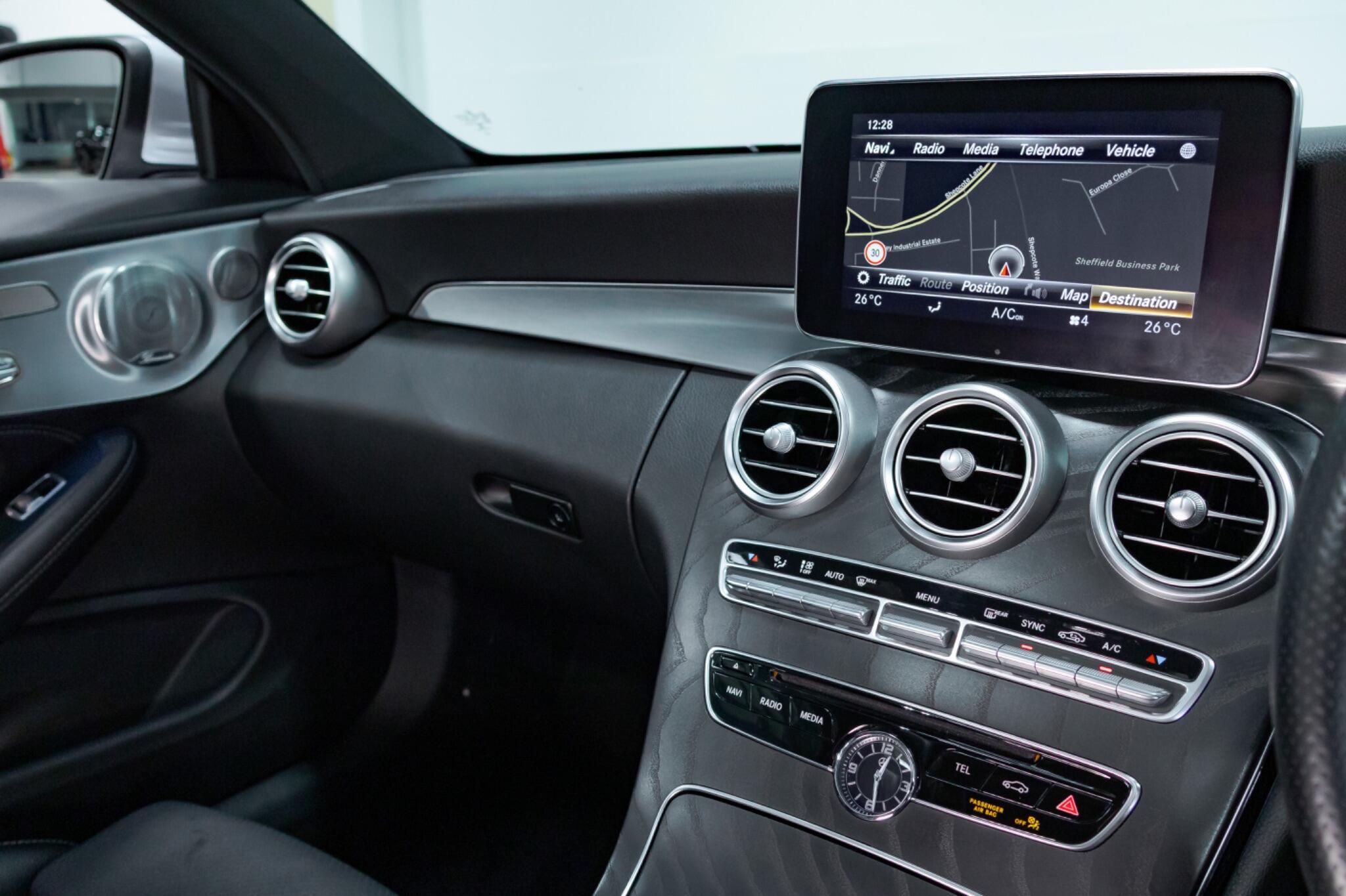 Mercedes C Class - Image 34