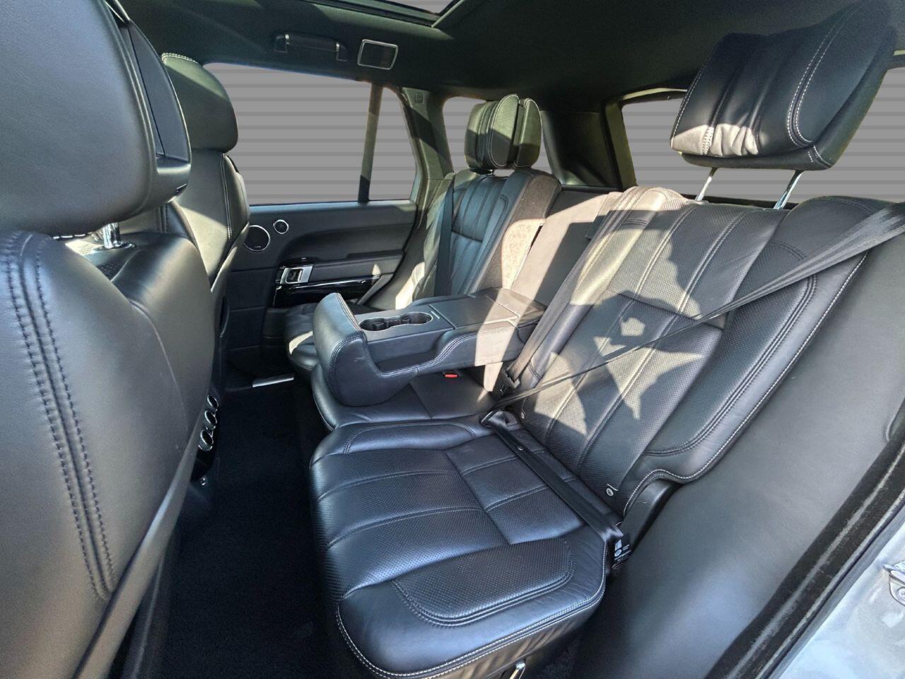 Land Rover Range Rover - Image 19