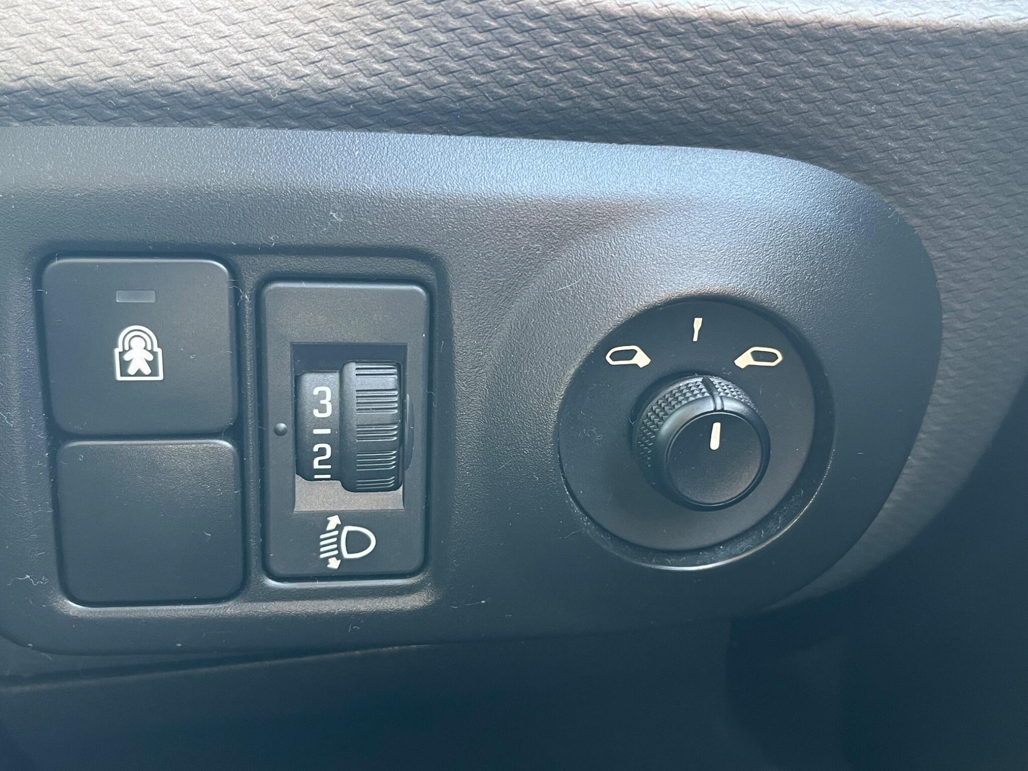 Citroen C4 Cactus - Image 16