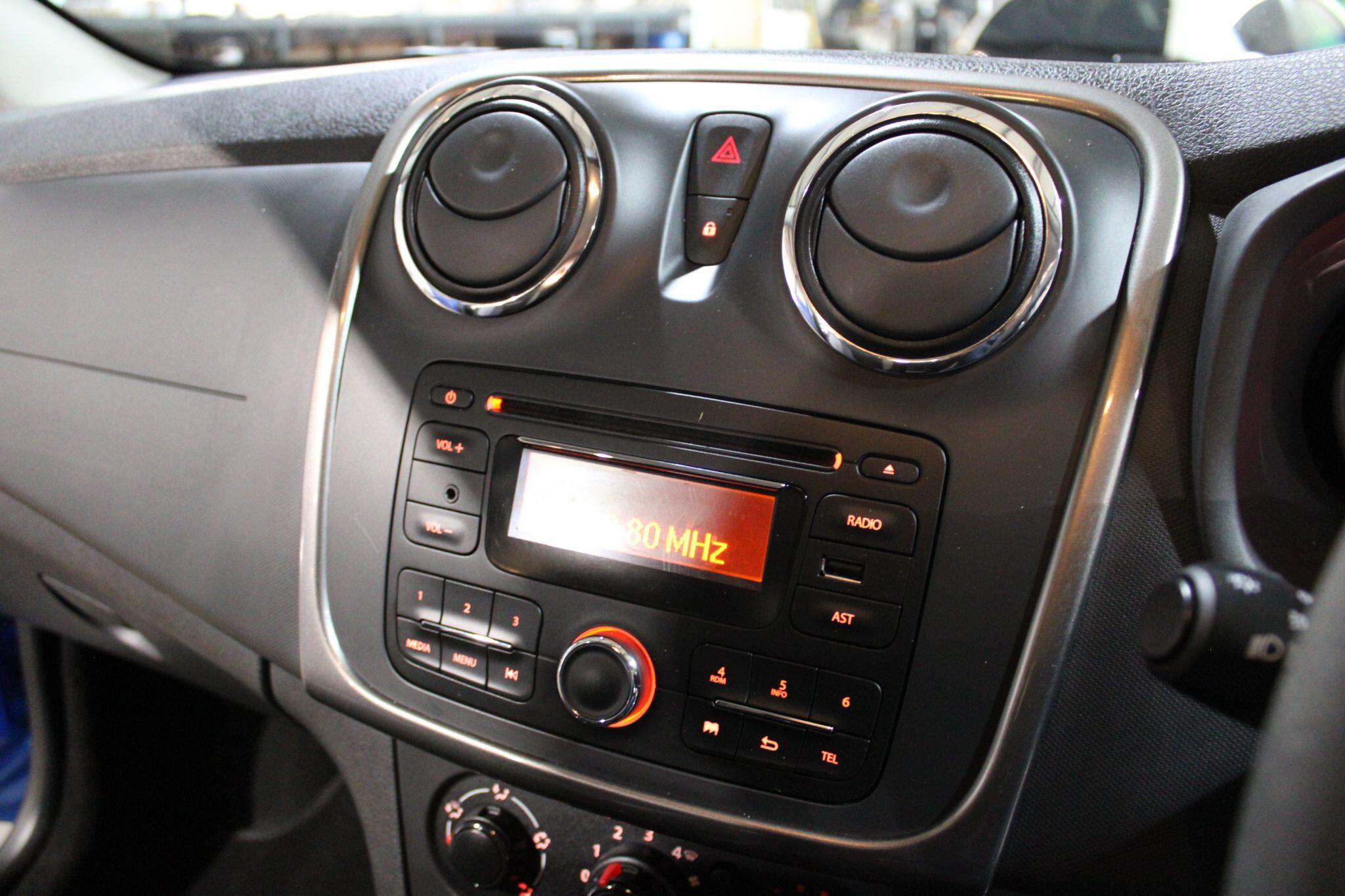 Dacia Sandero Stepway - Image 22