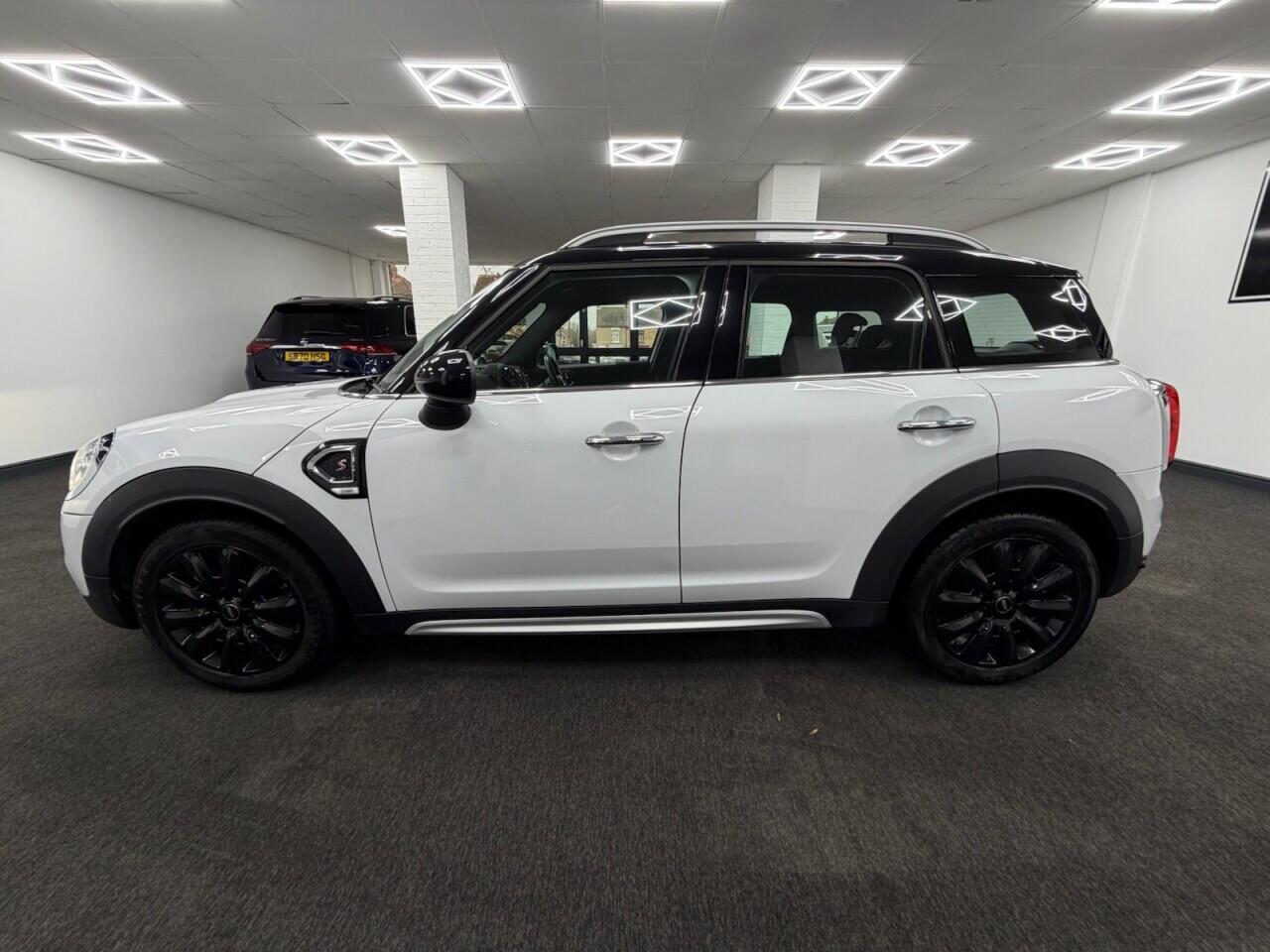 MINI Countryman - Image 7