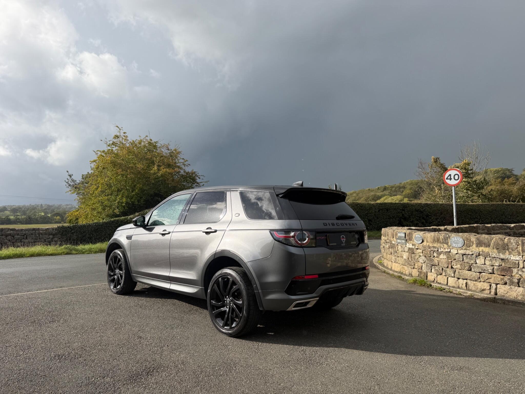 Land Rover DISCOVERY SPORT - Image 13