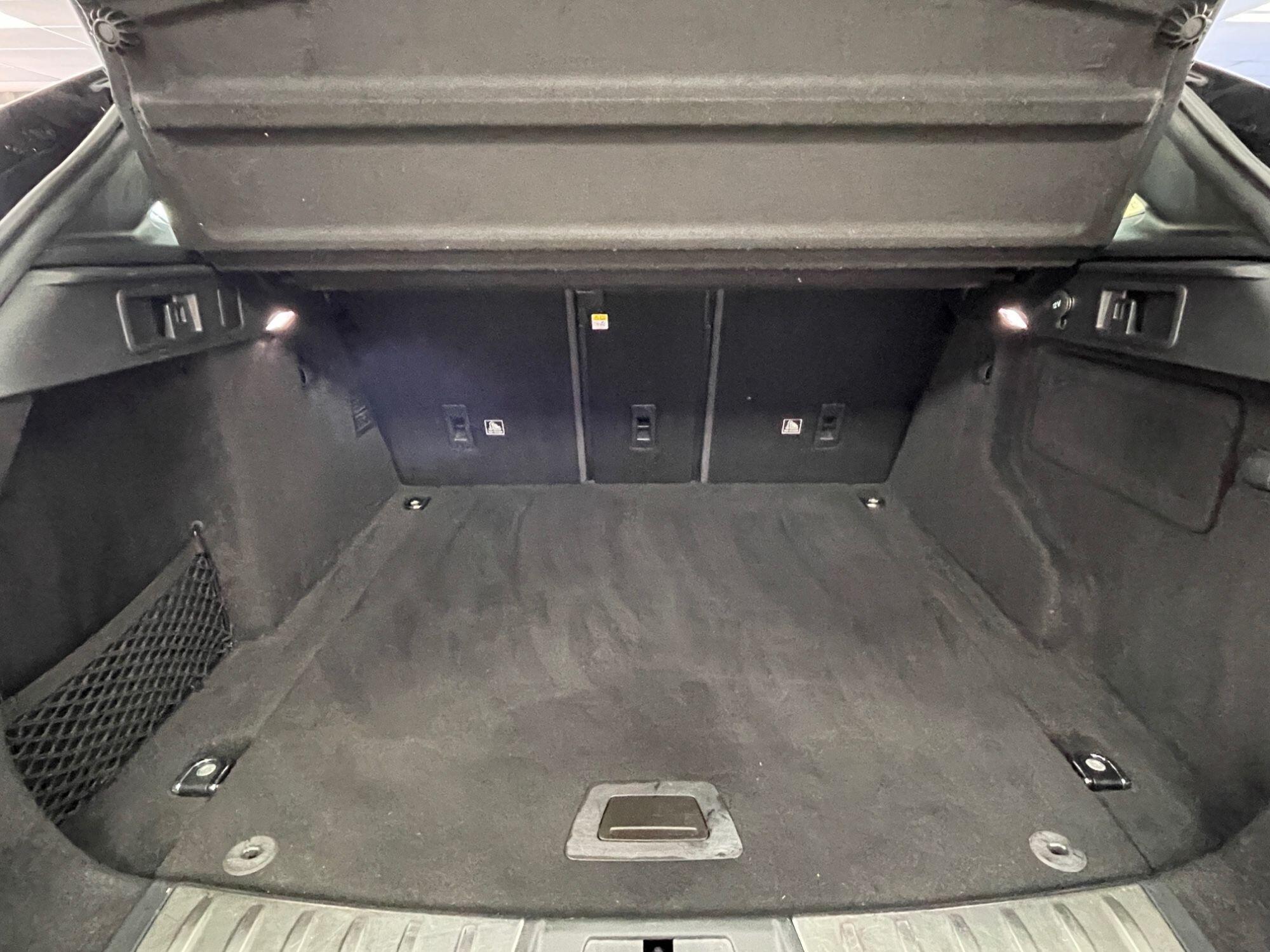 Jaguar F-Pace - Image 13