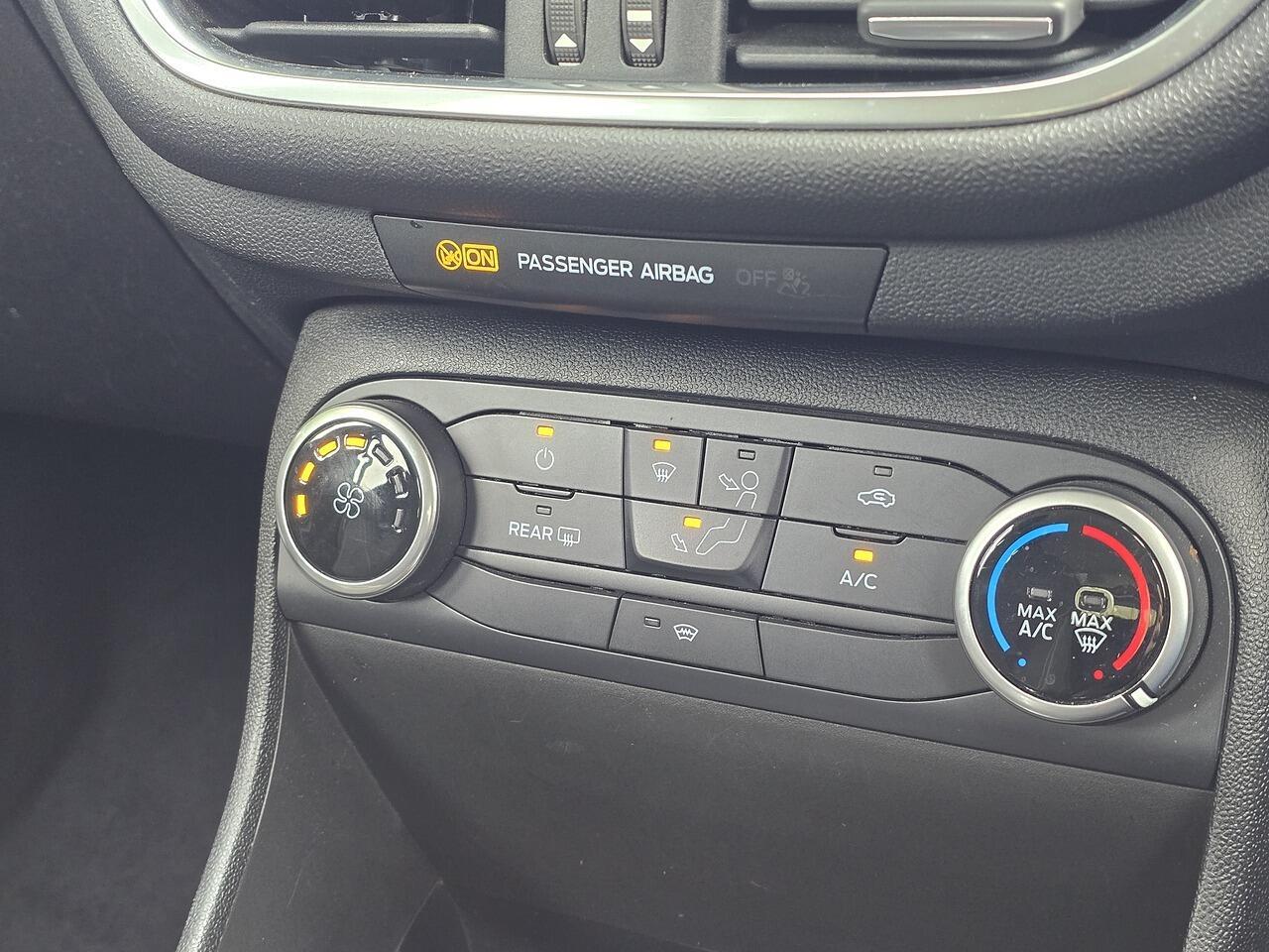 Ford Fiesta - Image 25