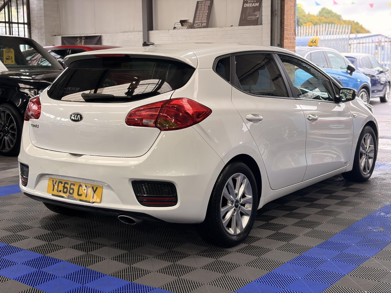 Kia ceed - Image 7