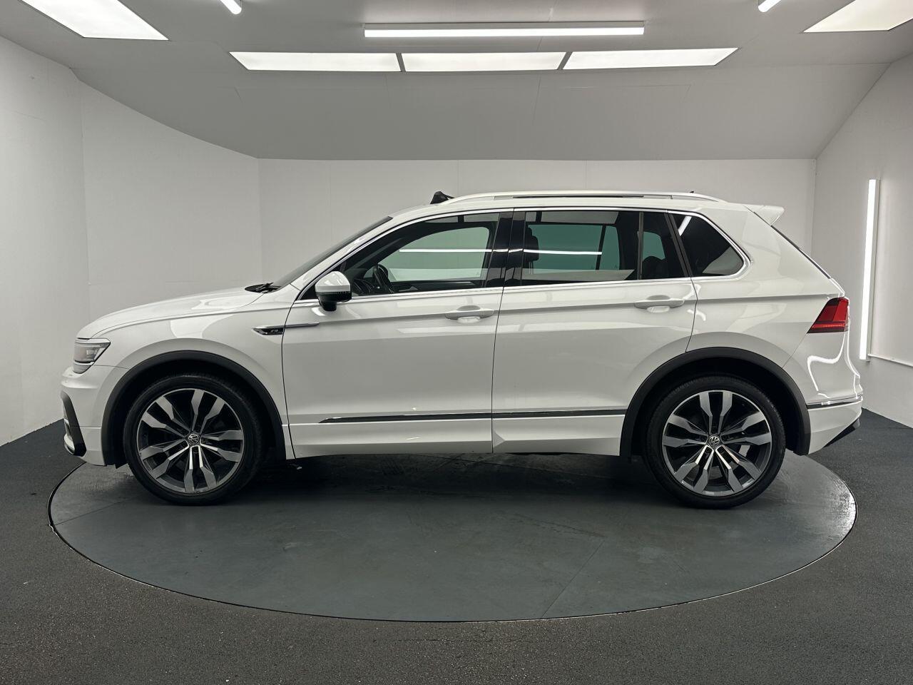 Volkswagen Tiguan - Image 7
