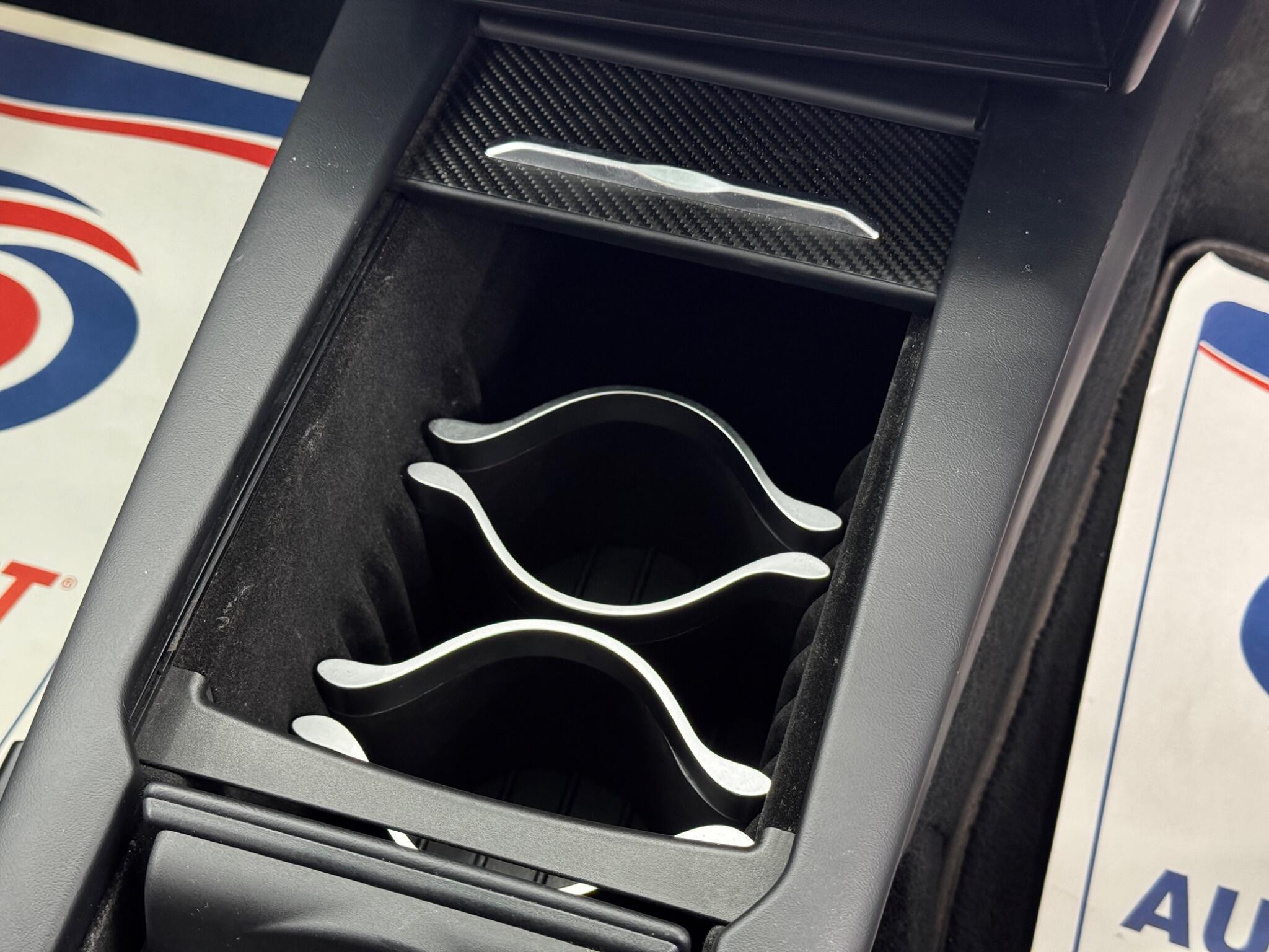 Tesla Model X - Image 30