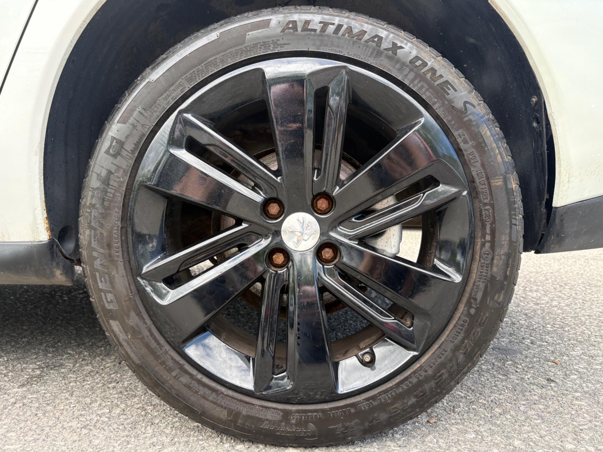 Peugeot 3008 - Image 13