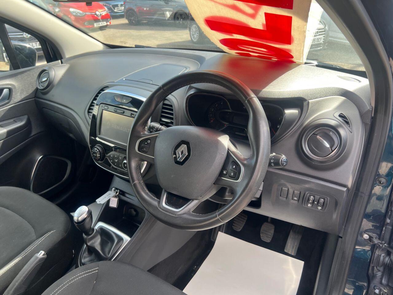 Renault Captur - Image 15