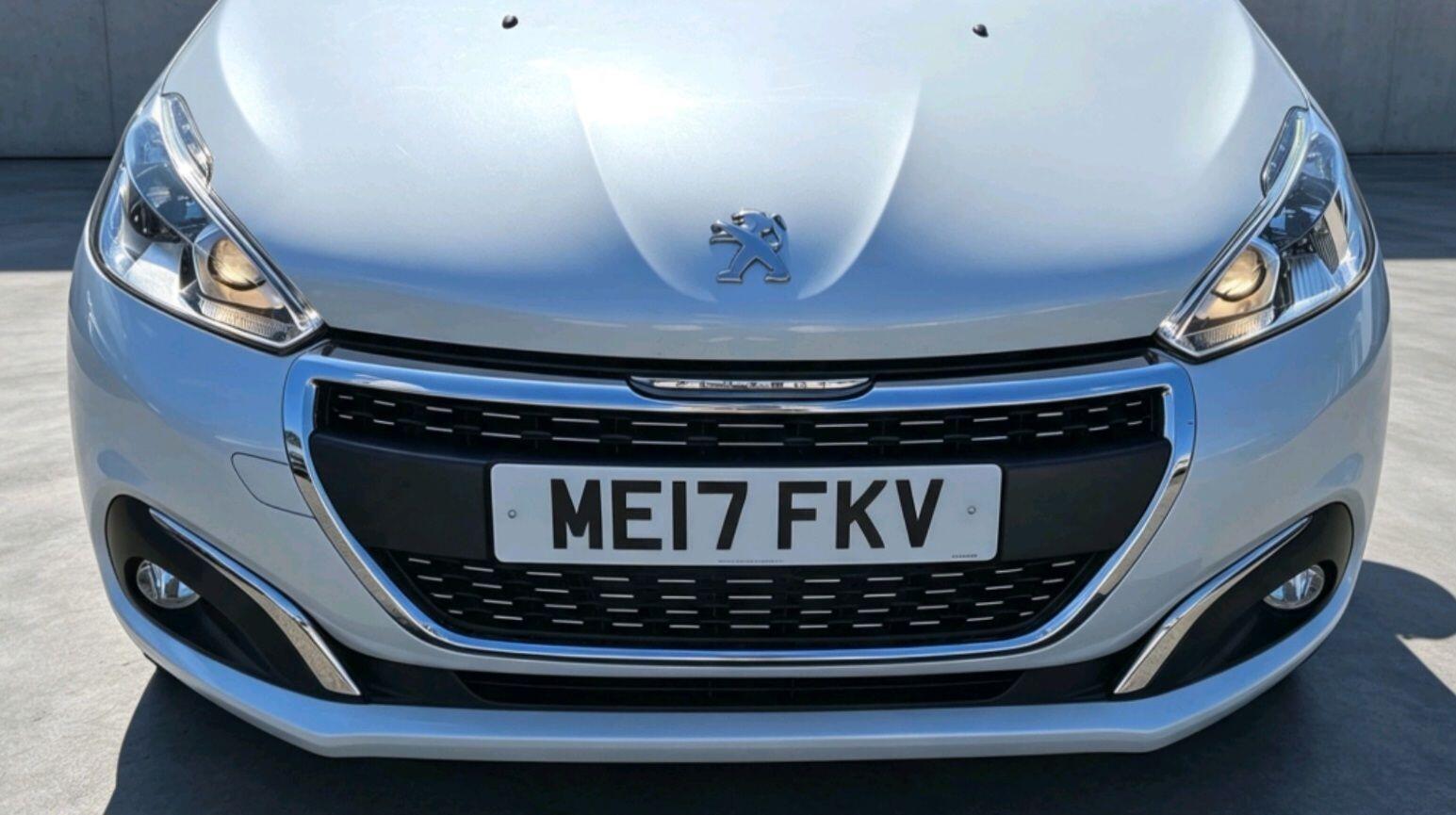 Peugeot 208 - Image 5