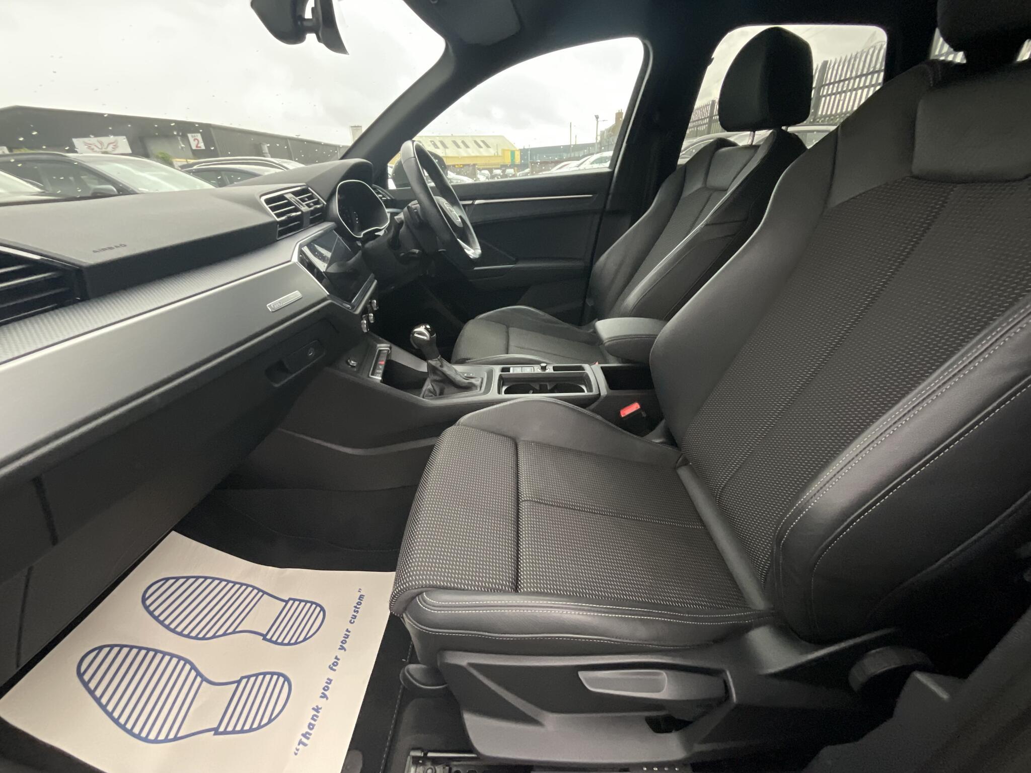 Audi Q3 - Image 18
