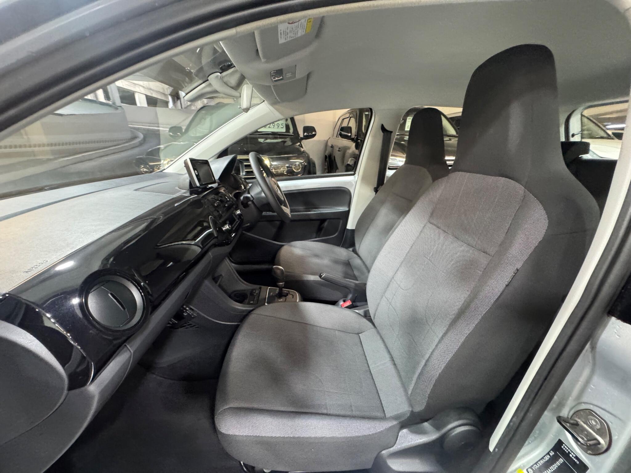 Volkswagen up! - Image 11