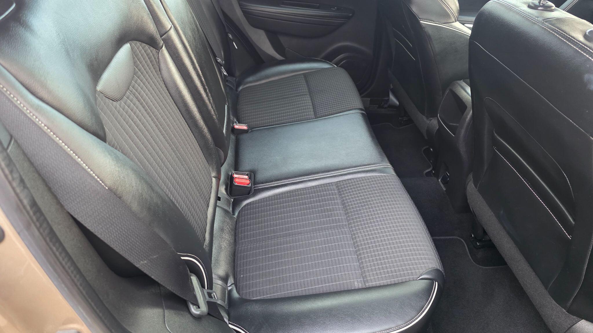 Renault Kadjar - Image 32