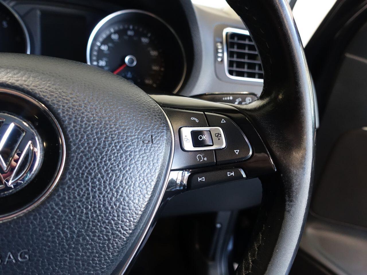 Volkswagen Polo - Image 17