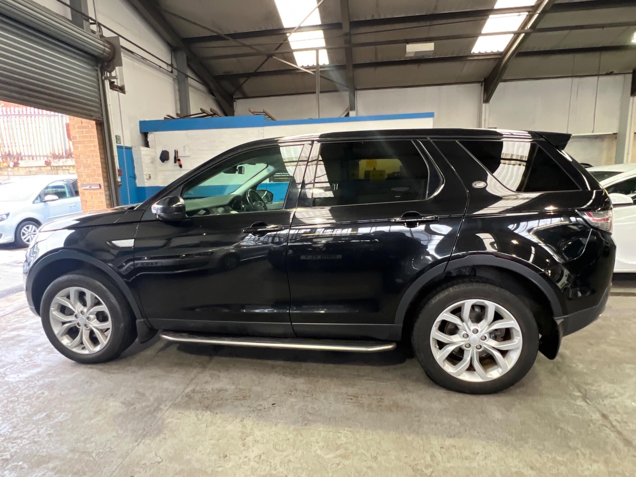 Land Rover DISCOVERY SPORT - Image 13