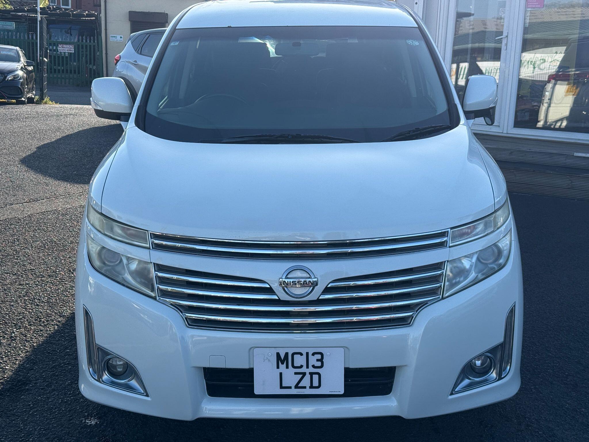 Nissan Elgrand - Image 5