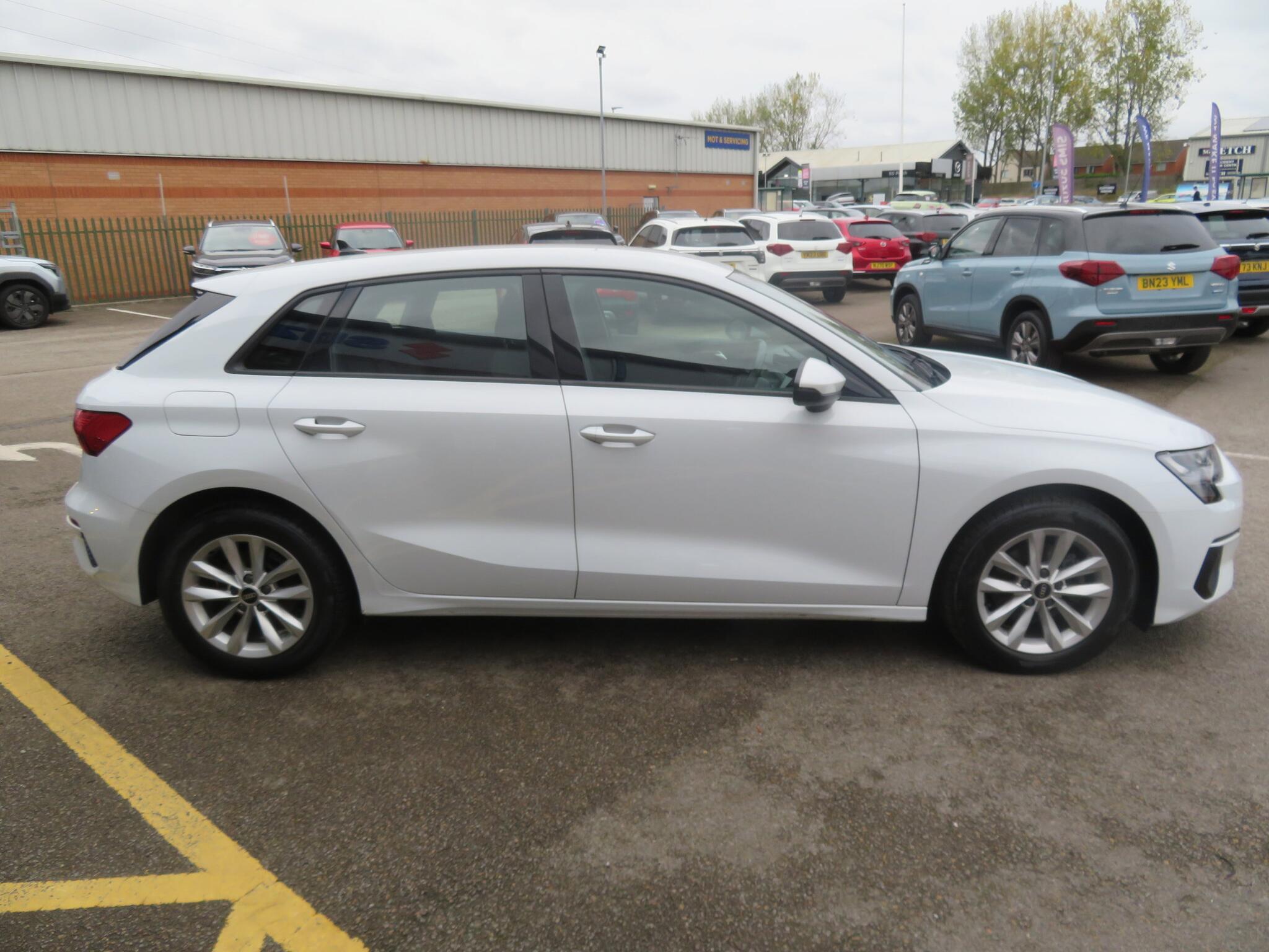 Audi A3 - Image 8