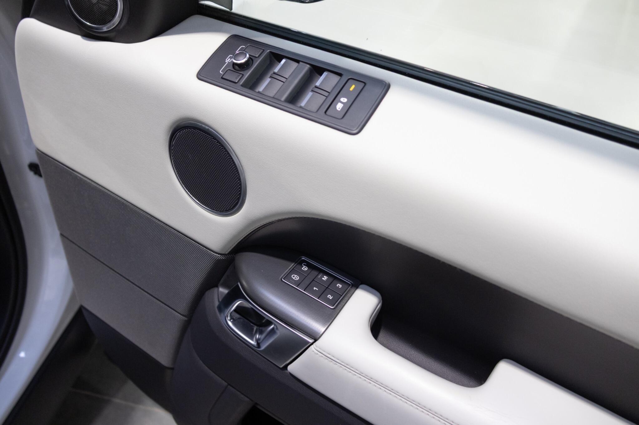 Land Rover RANGE ROVER SPORT - Image 14