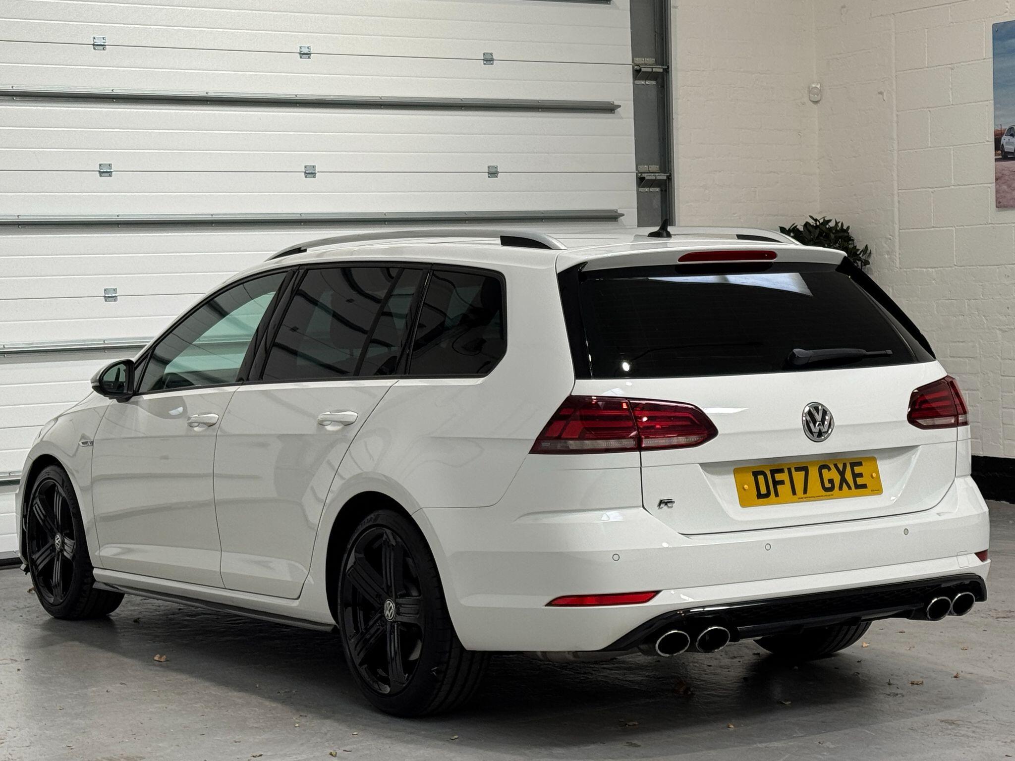 Volkswagen Golf - Image 15
