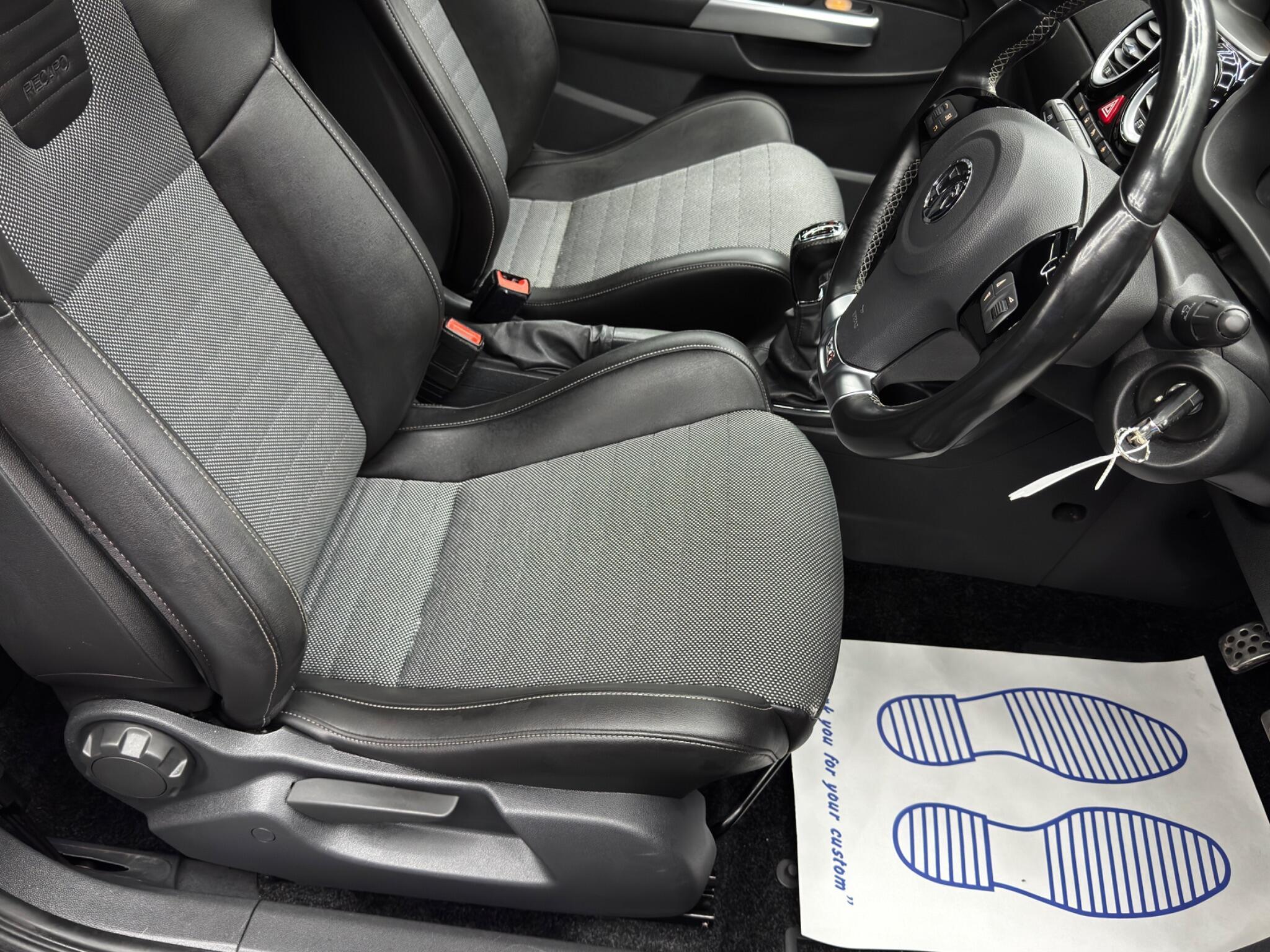 Vauxhall Corsa - Image 13