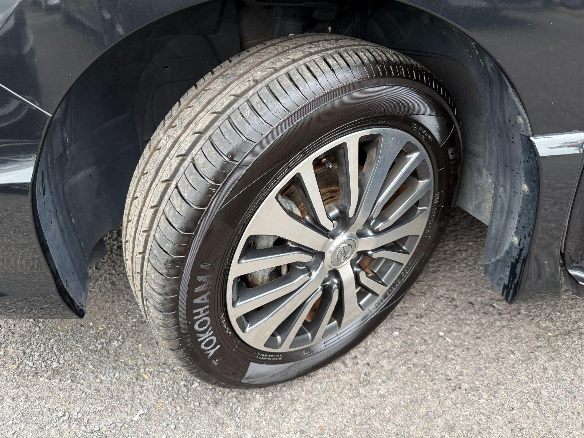 Nissan Serena - Image 92